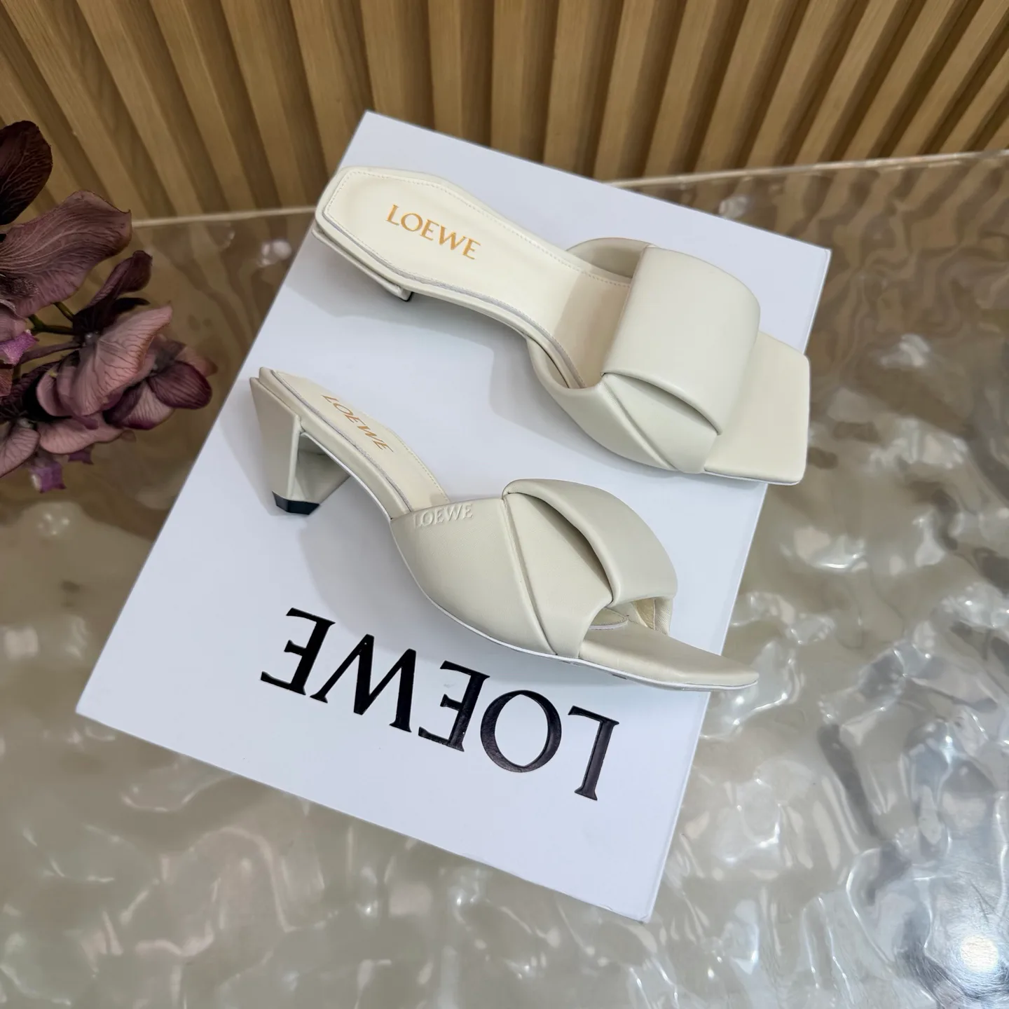 Women's Mules And Clogs LOEWE 18235592