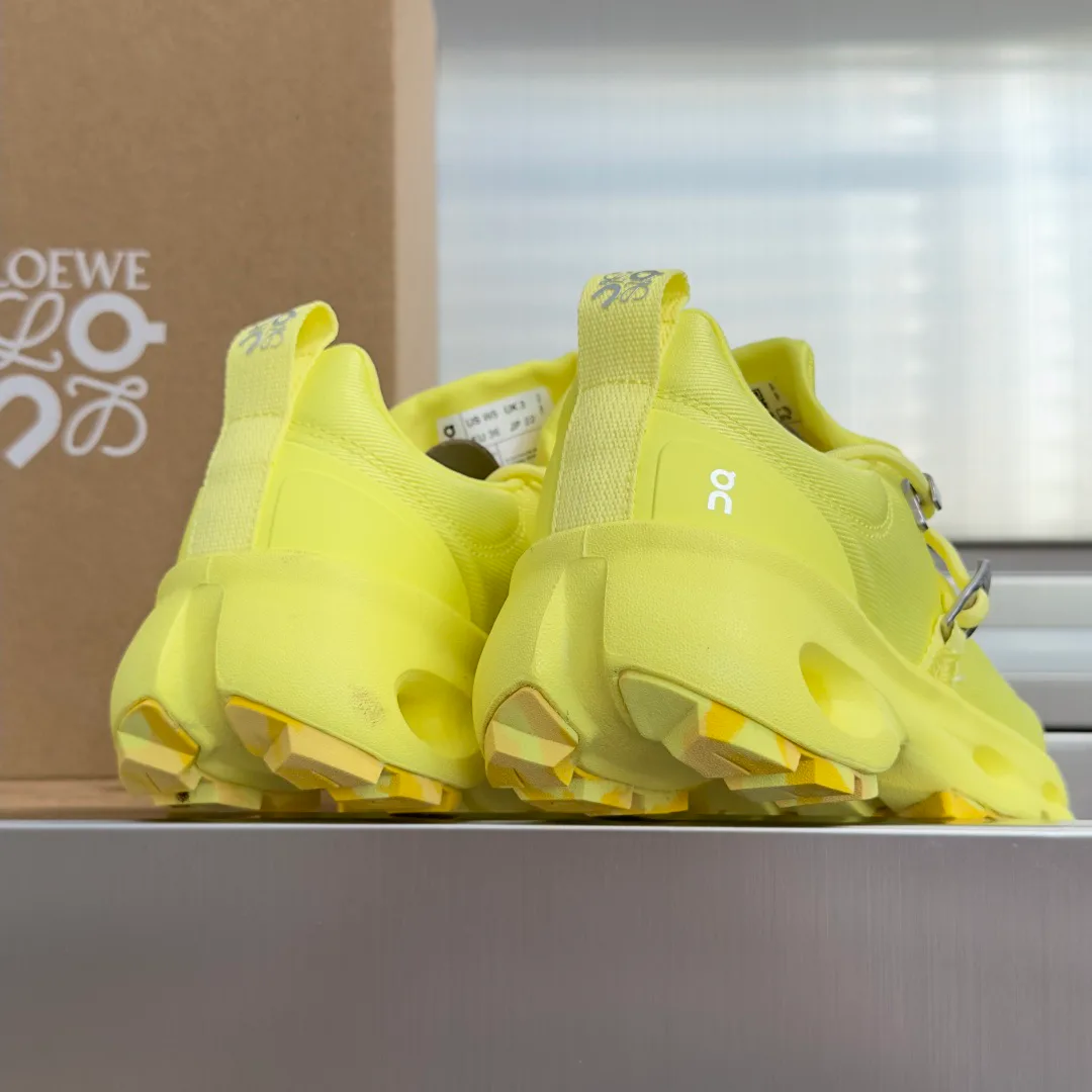 Women's Sneakers LOEWE 18311509