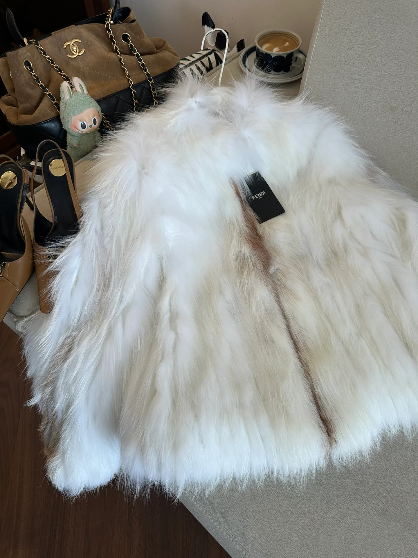 Women's Fur Coats FENDI 18437634