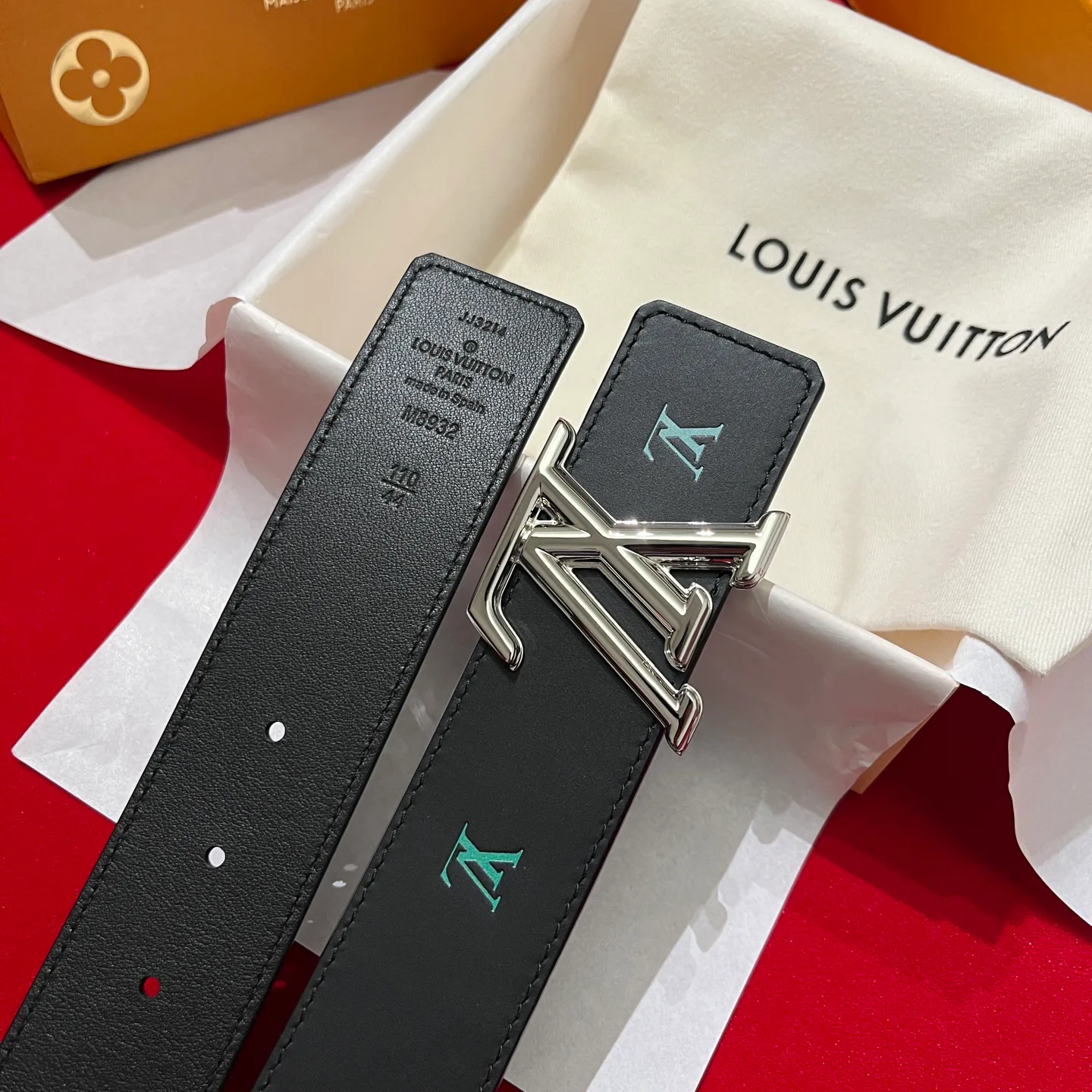 Belts LOUIS VUITTON 17645337