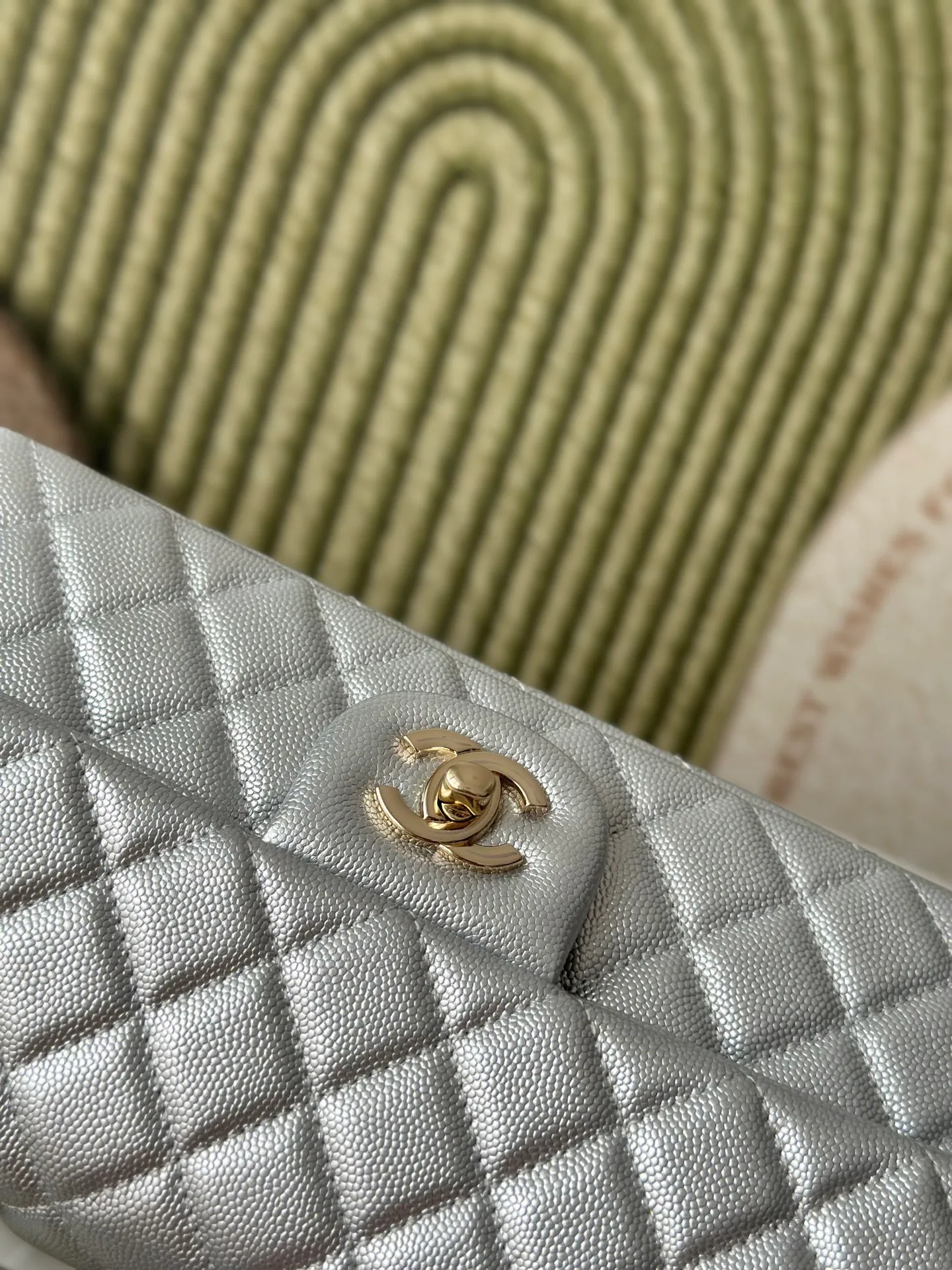 Women's Classic Handbags CHANEL 18526031