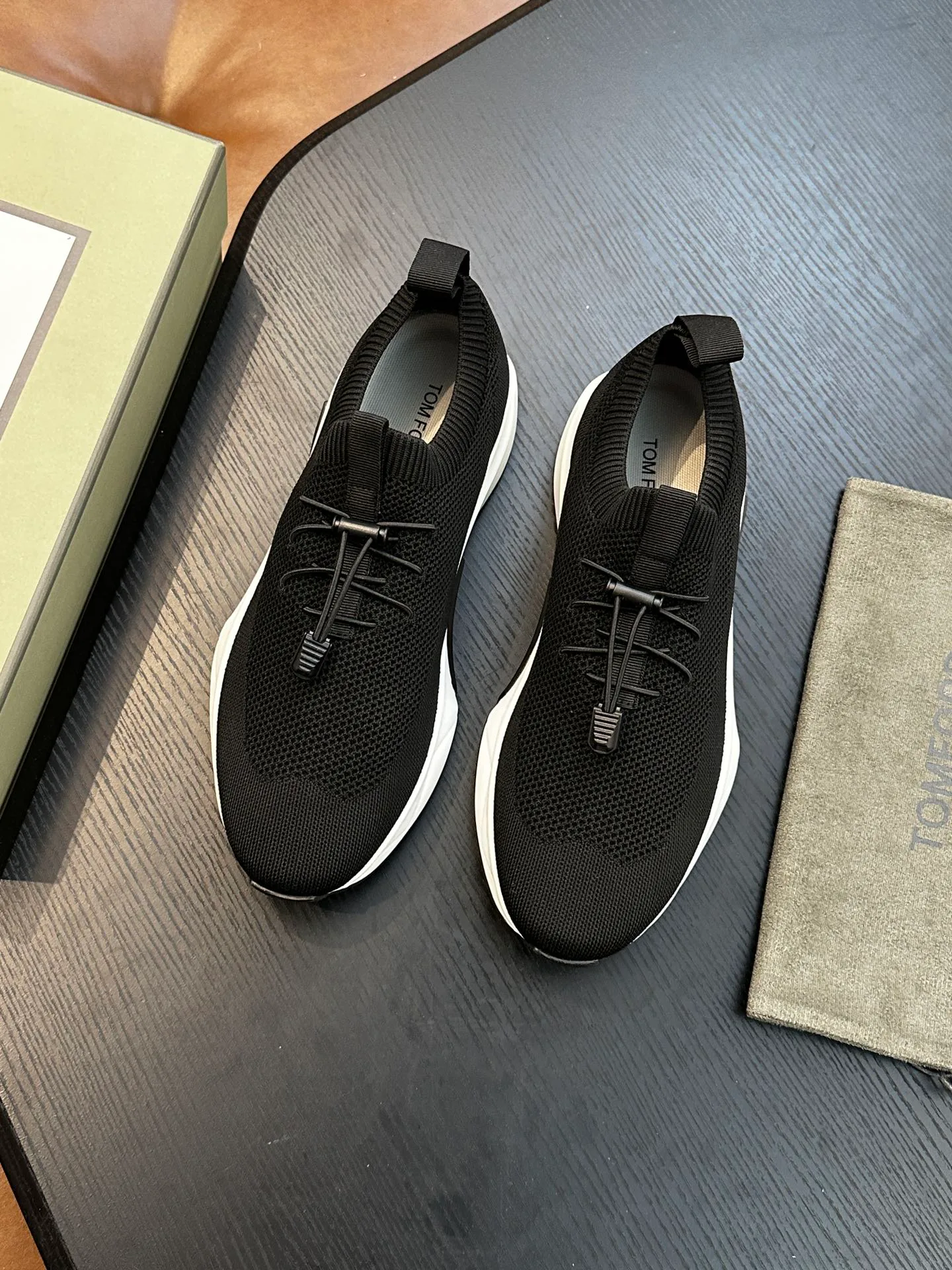 Men's Sneakers TOM FORD 18201495