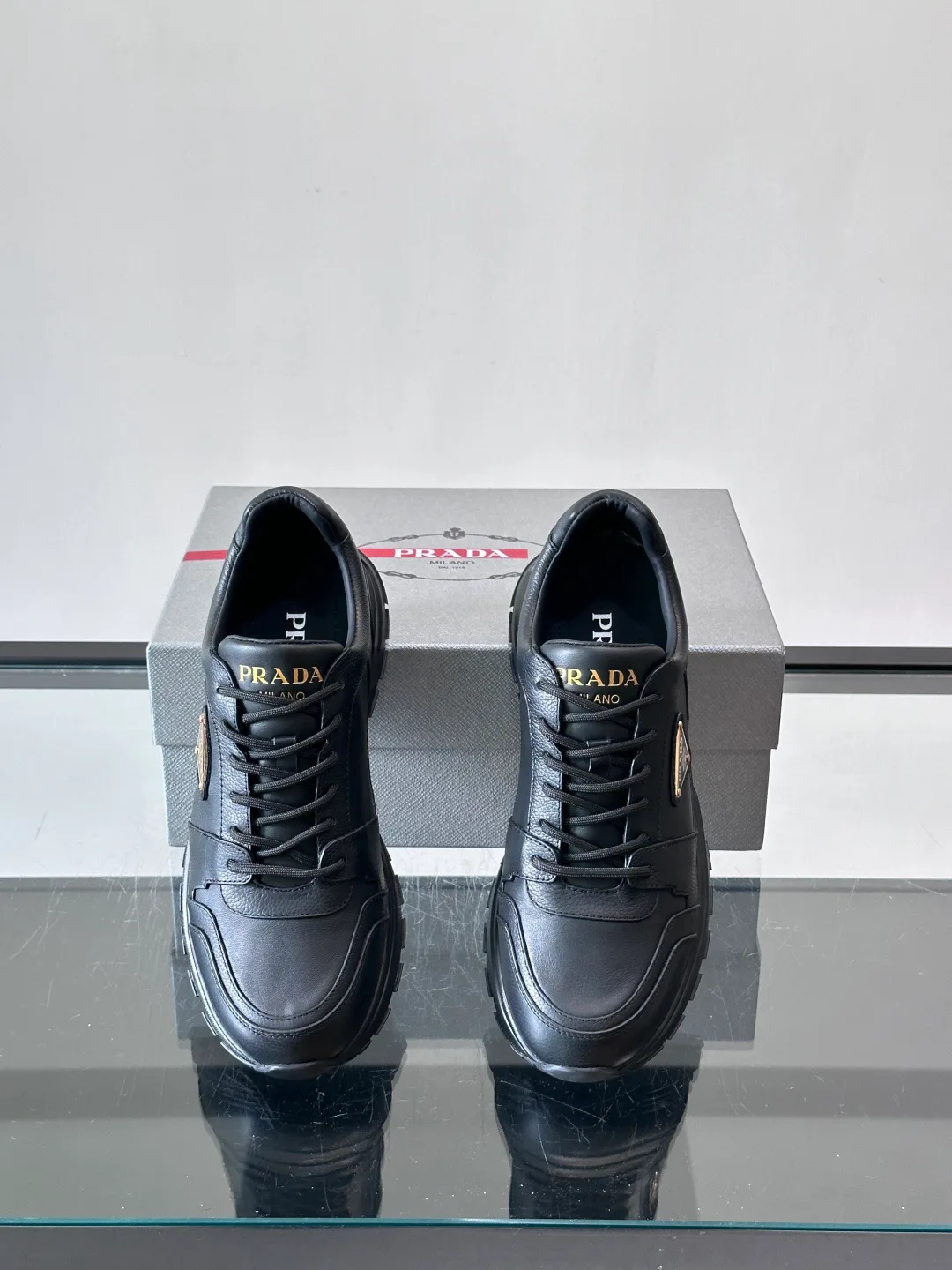 Women's Sneakers PRADA 18102657