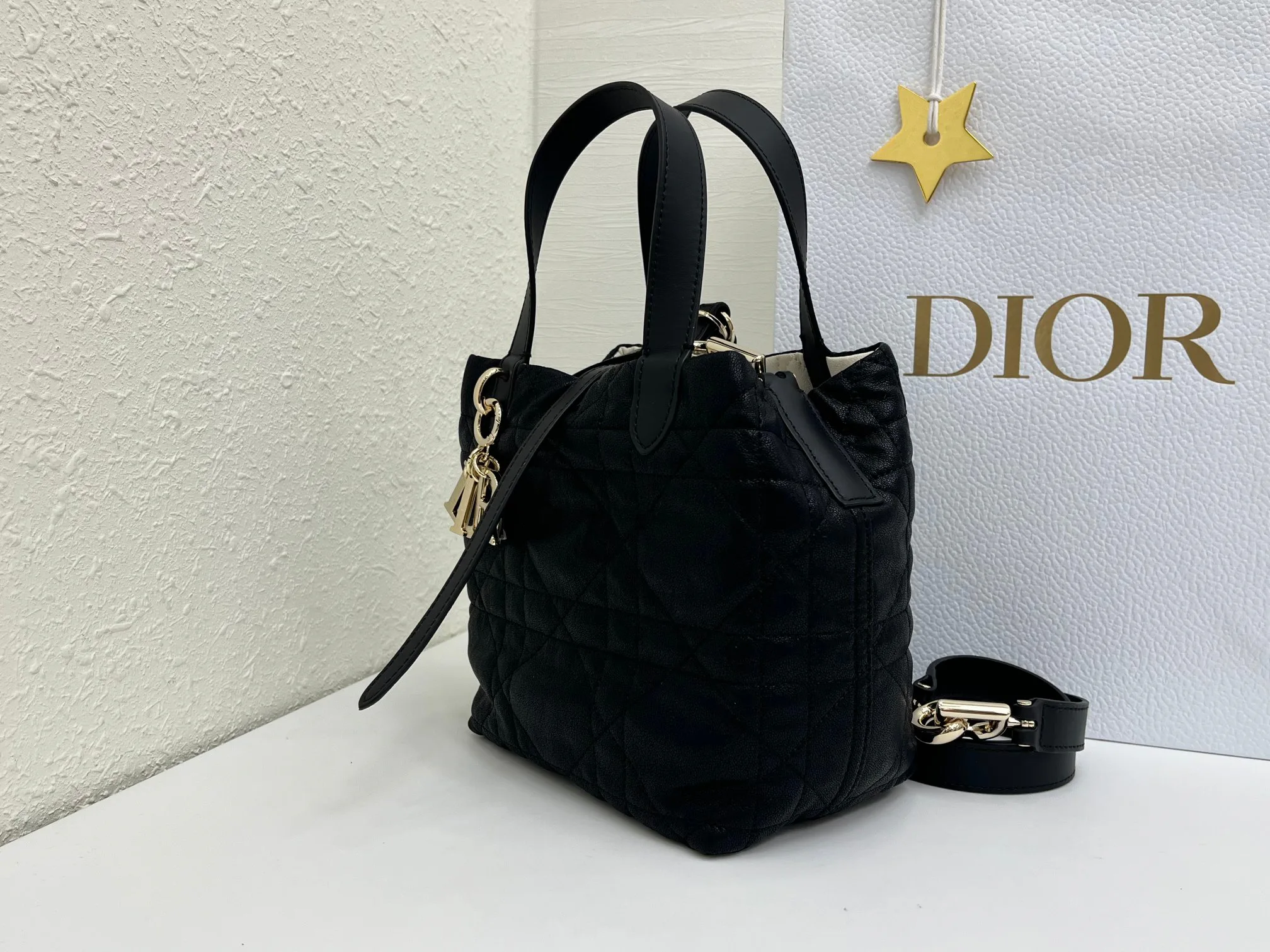 Women's Classic Handbags CHRISTIAN DIOR 17345156