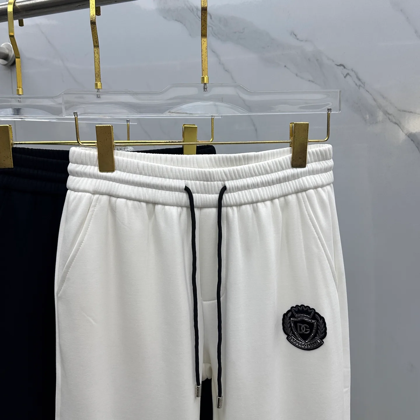 Men's Trousers DOLCE & GABBANA 18246668
