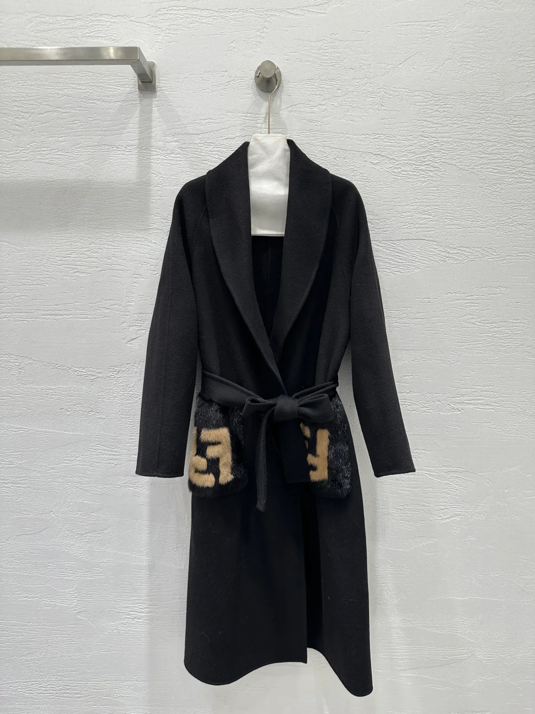 Women's Coats FENDI 18064291