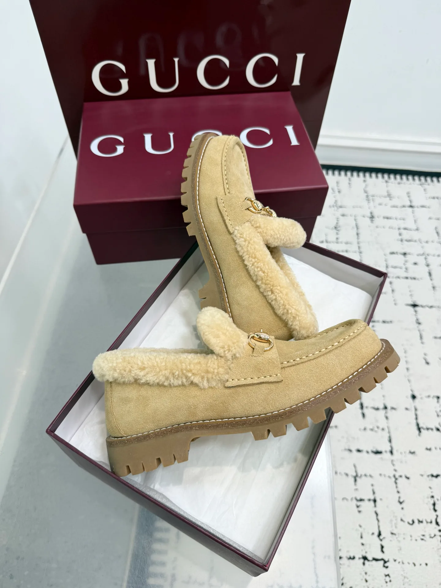 Women's Loafers And Moccasins GUCCI 18393484