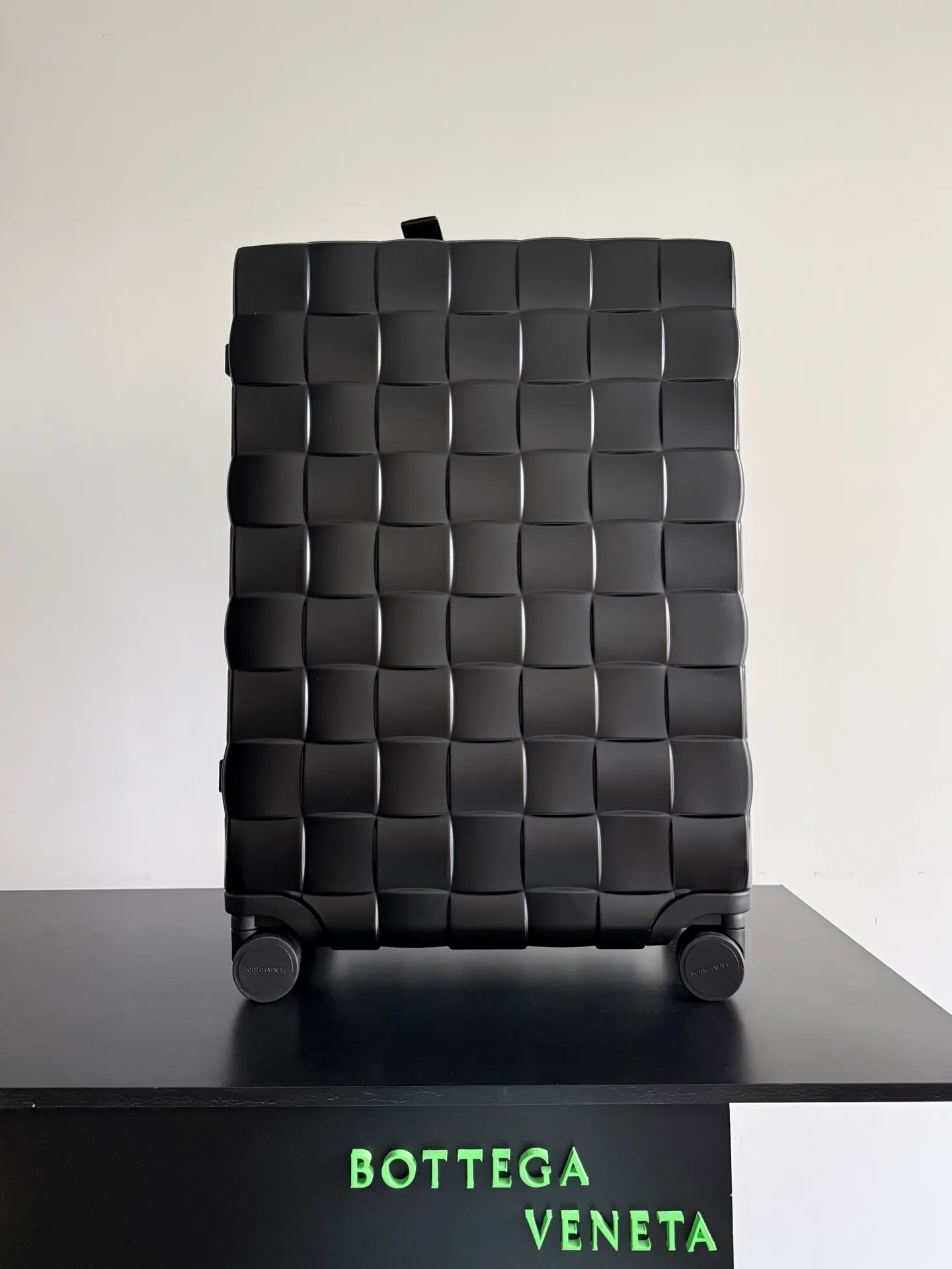 Suitcases BOTTEGA VENETA 18467877