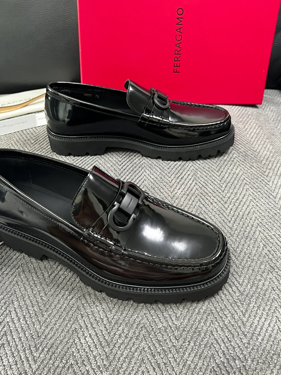 Men's Loafers And Dress Shoes SALVATORE FERRAGAMO 18495376