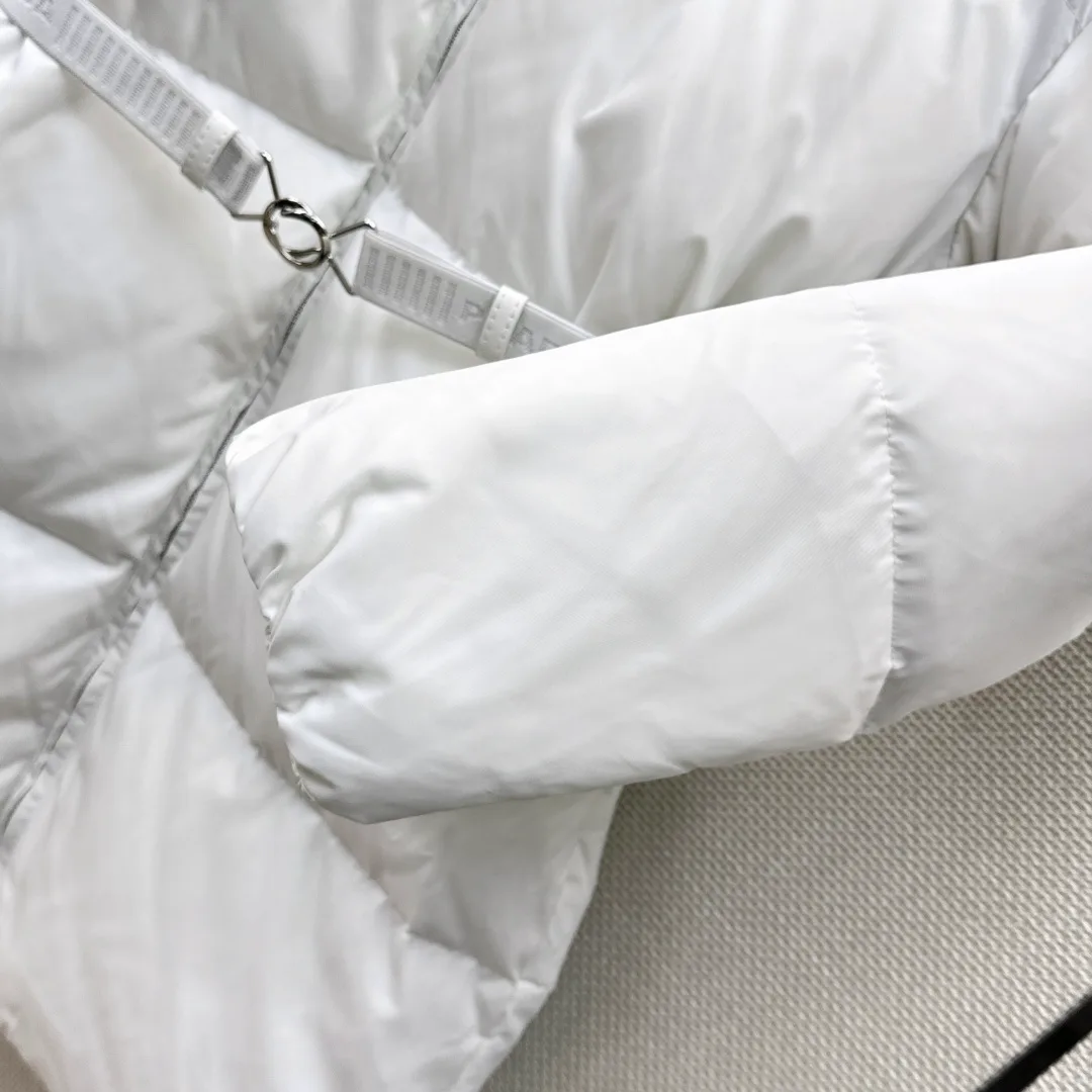 Women's Jackets And Down Jackets PRADA 18188789