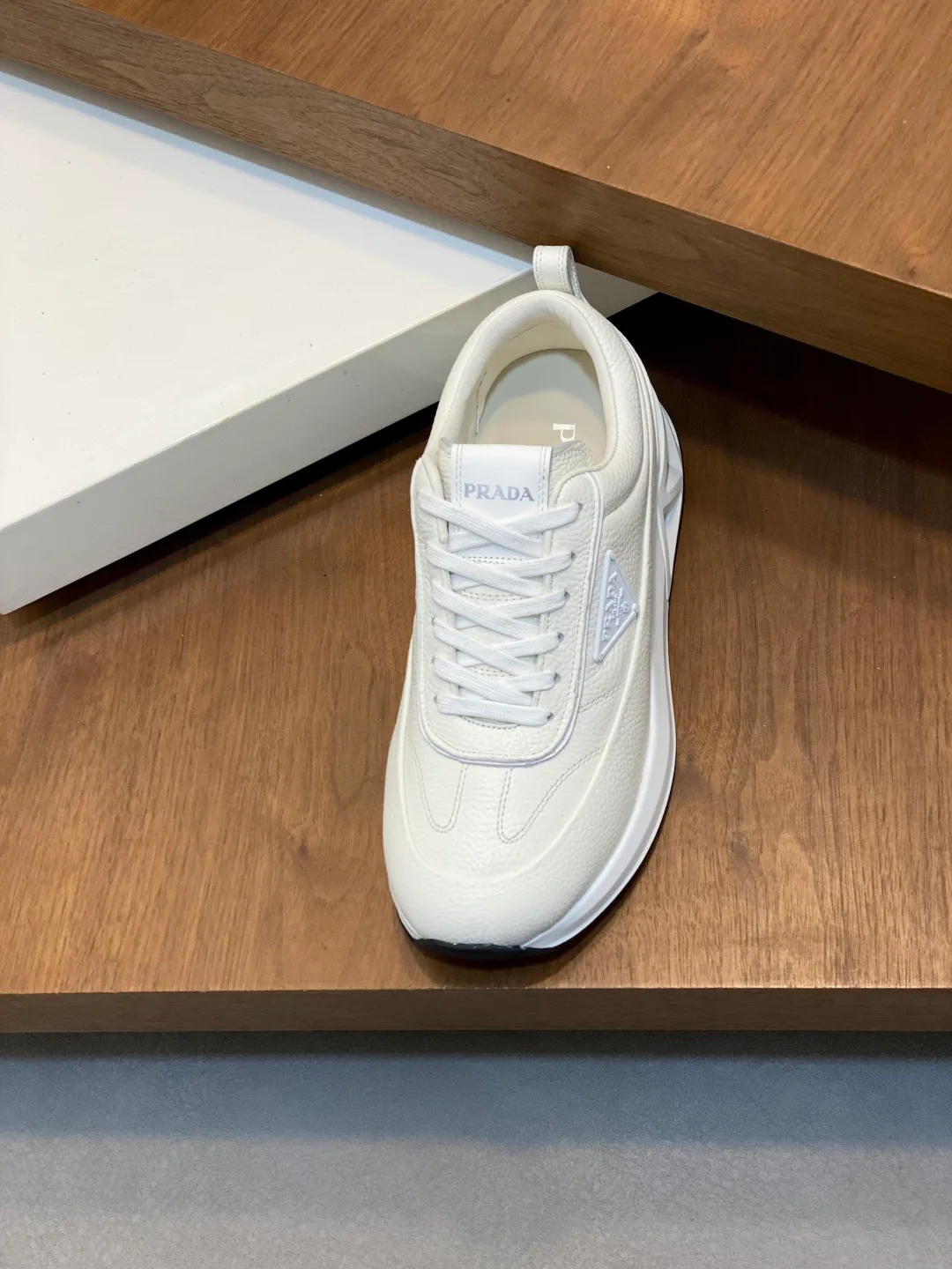 Men's Sneakers PRADA 18116612