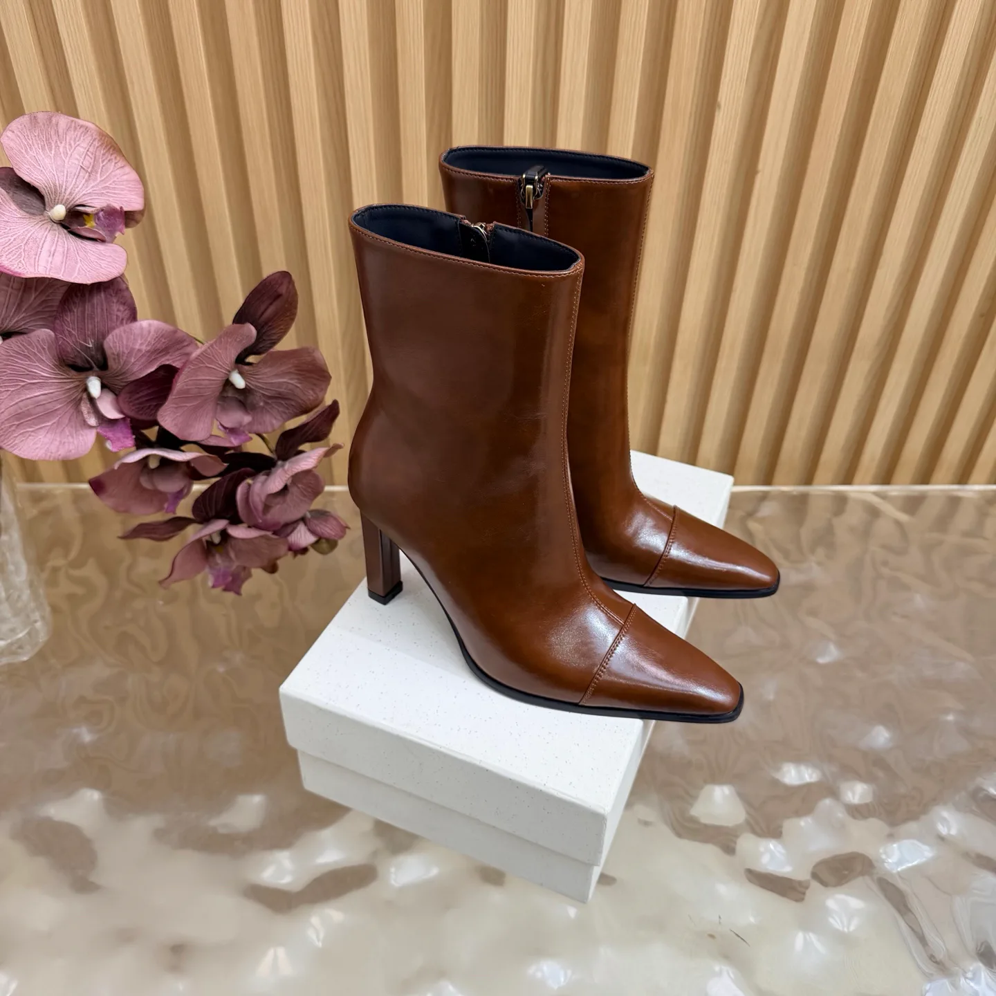 Women's Booties SAINT LAURENT 18508923