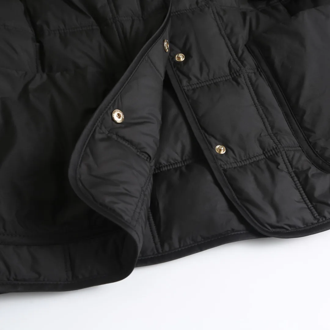 Women's Jackets And Down Jackets MONCLER 18022530