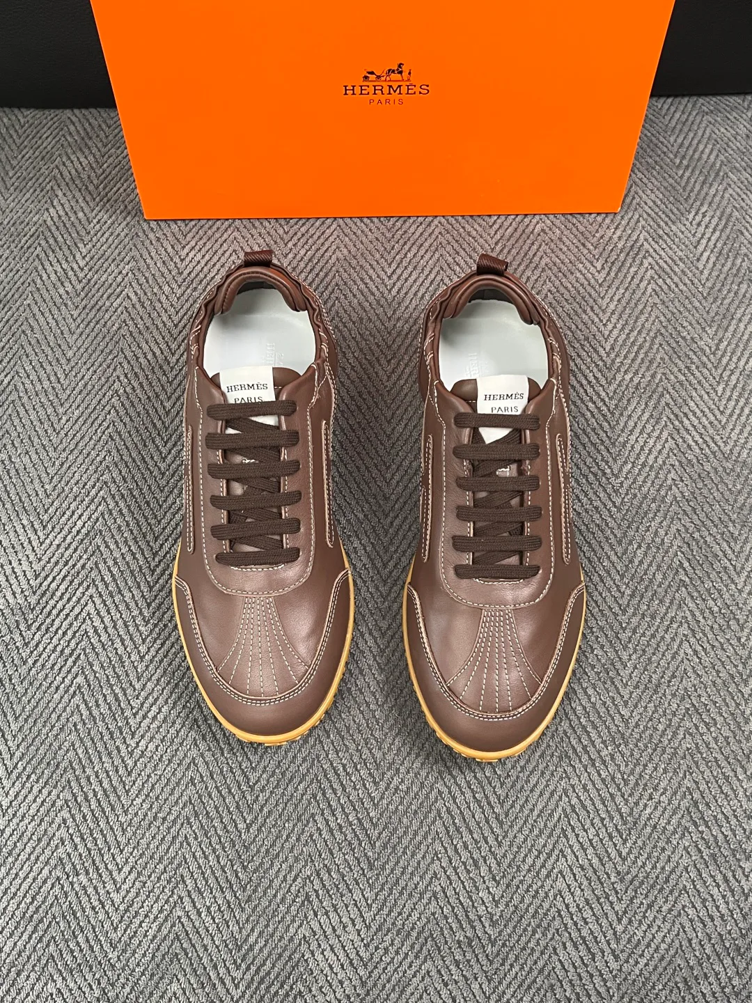 Men's Sneakers HERMES 18495420