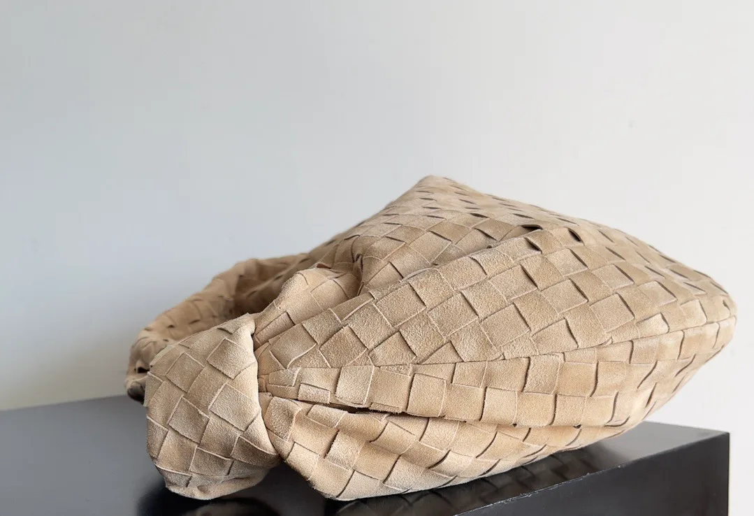 Women's Classic Handbags BOTTEGA VENETA 17972687