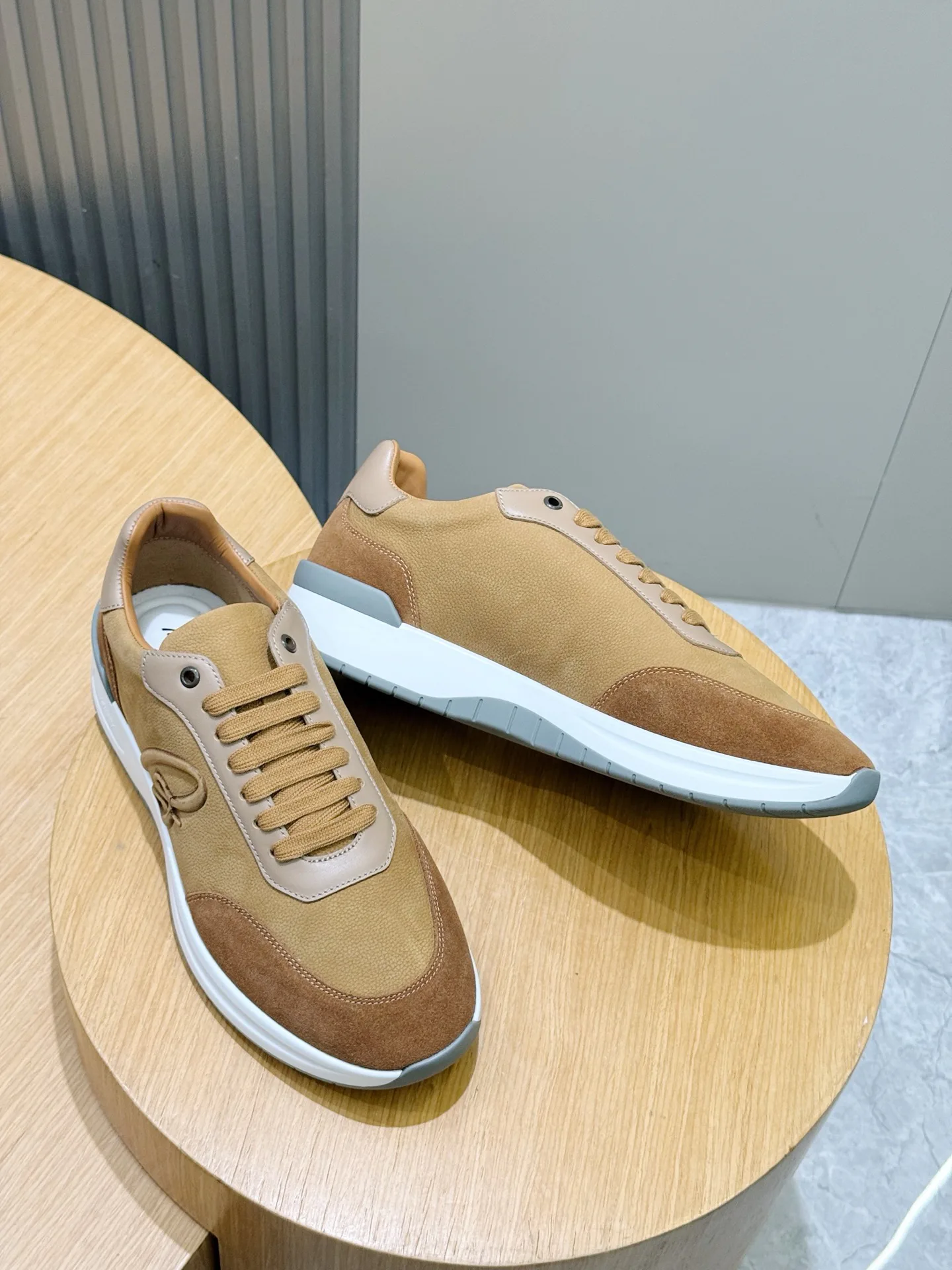Men's Sneakers BRIONI 18165273