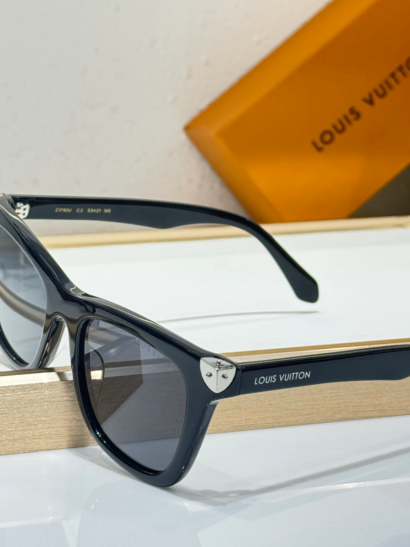 Glasses LOUIS VUITTON 17838609