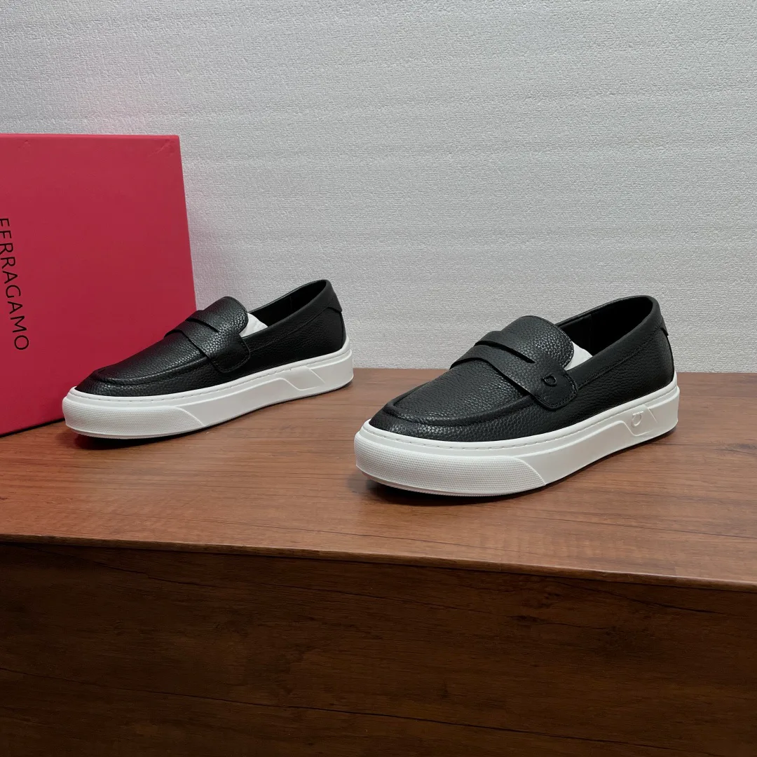 Men's Loafers And Dress Shoes SALVATORE FERRAGAMO 17971443