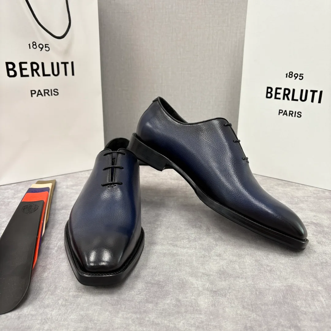 Men's Loafers And Dress Shoes BERLUTI 18117452