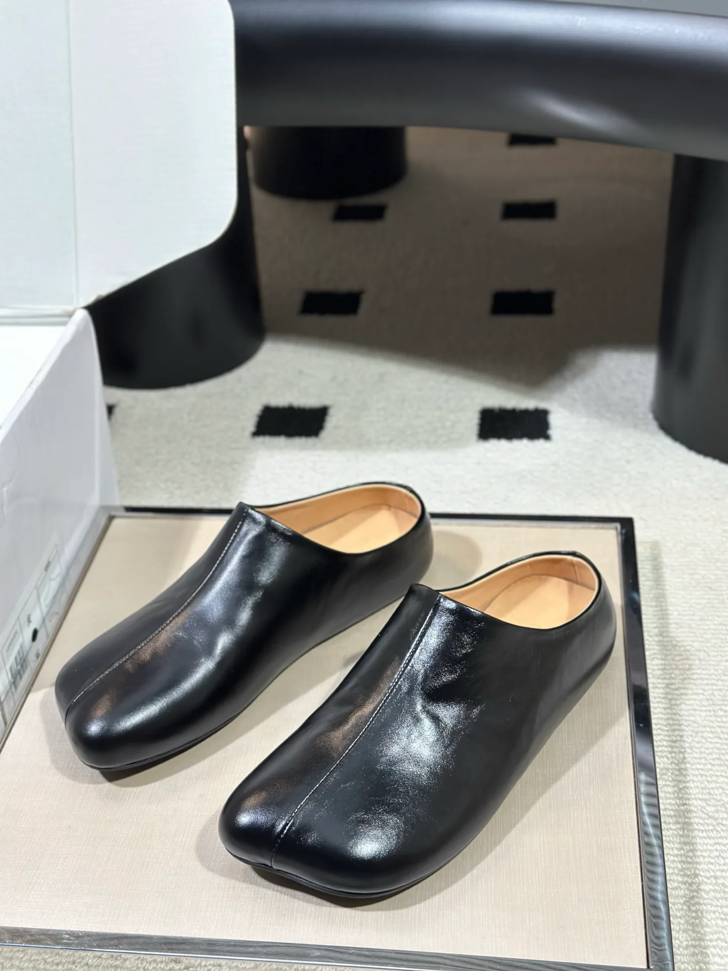 Women's Mules And Clogs MAISON MARGIELA 18041745