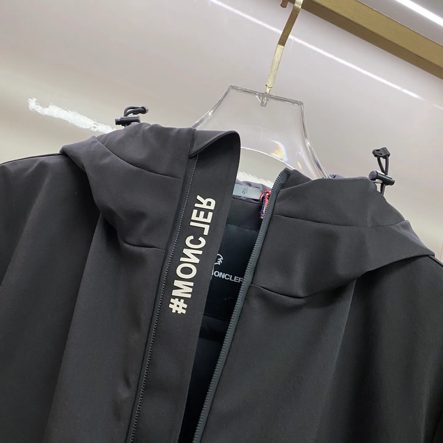 Men's Jackets And Down Jackets MONCLER 18029211