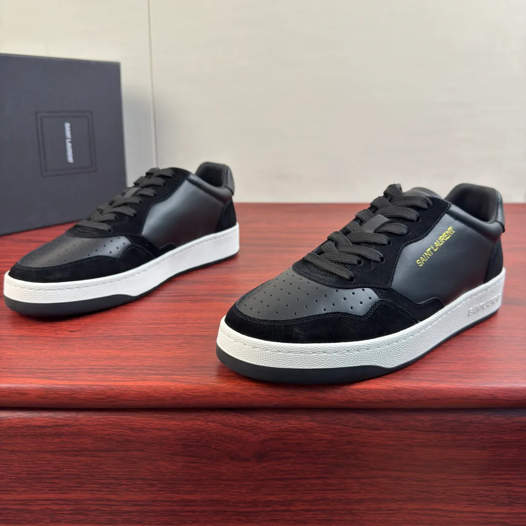 Men's Sneakers SAINT LAURENT 17828981