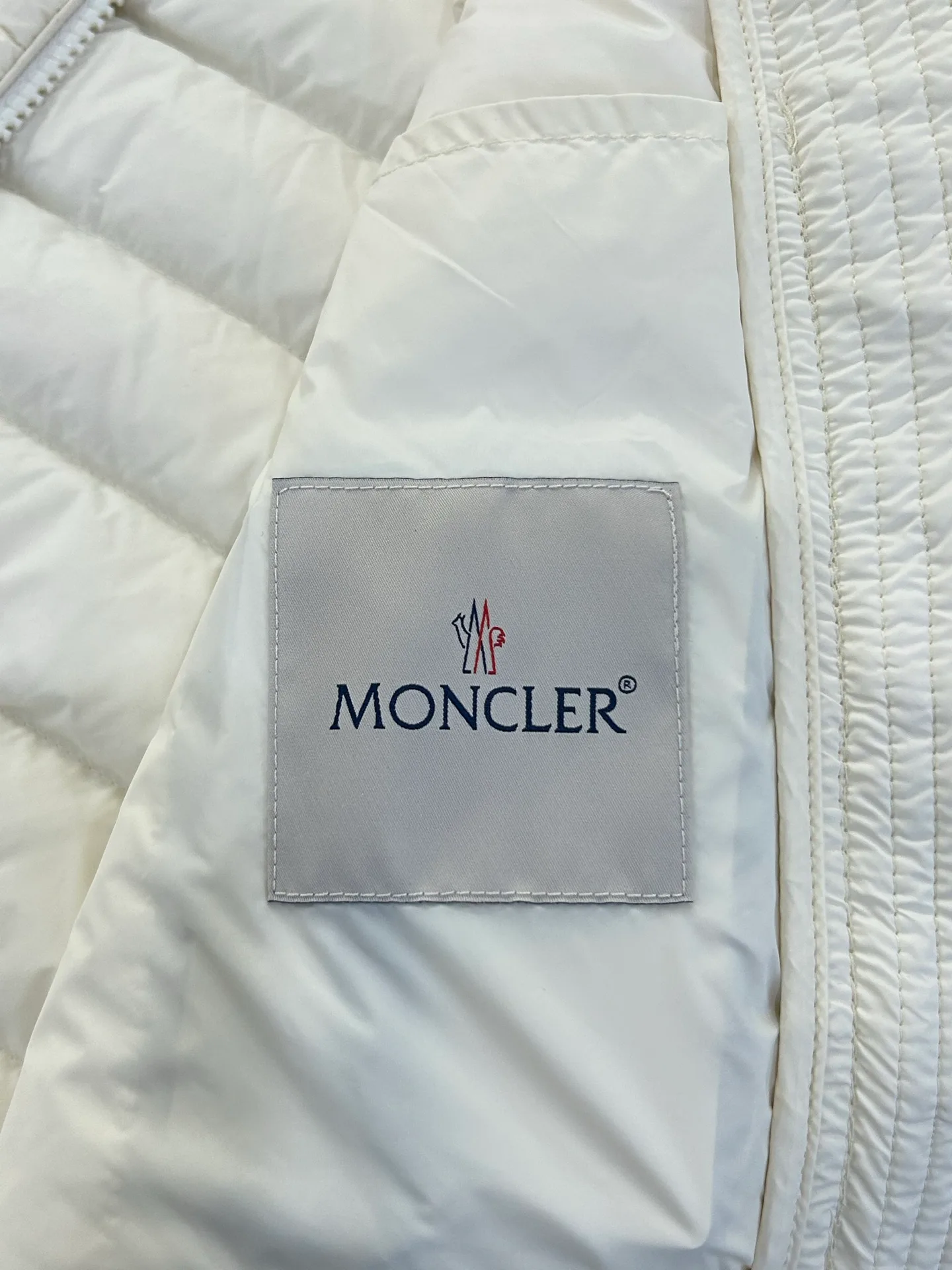 Men's Jackets And Down Jackets MONCLER 18231513