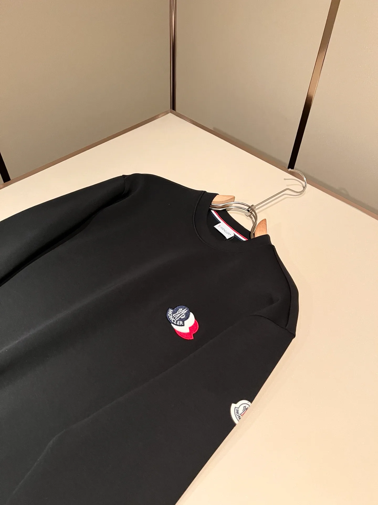 Men's Sweatshirts And Hoodies MONCLER 18080860