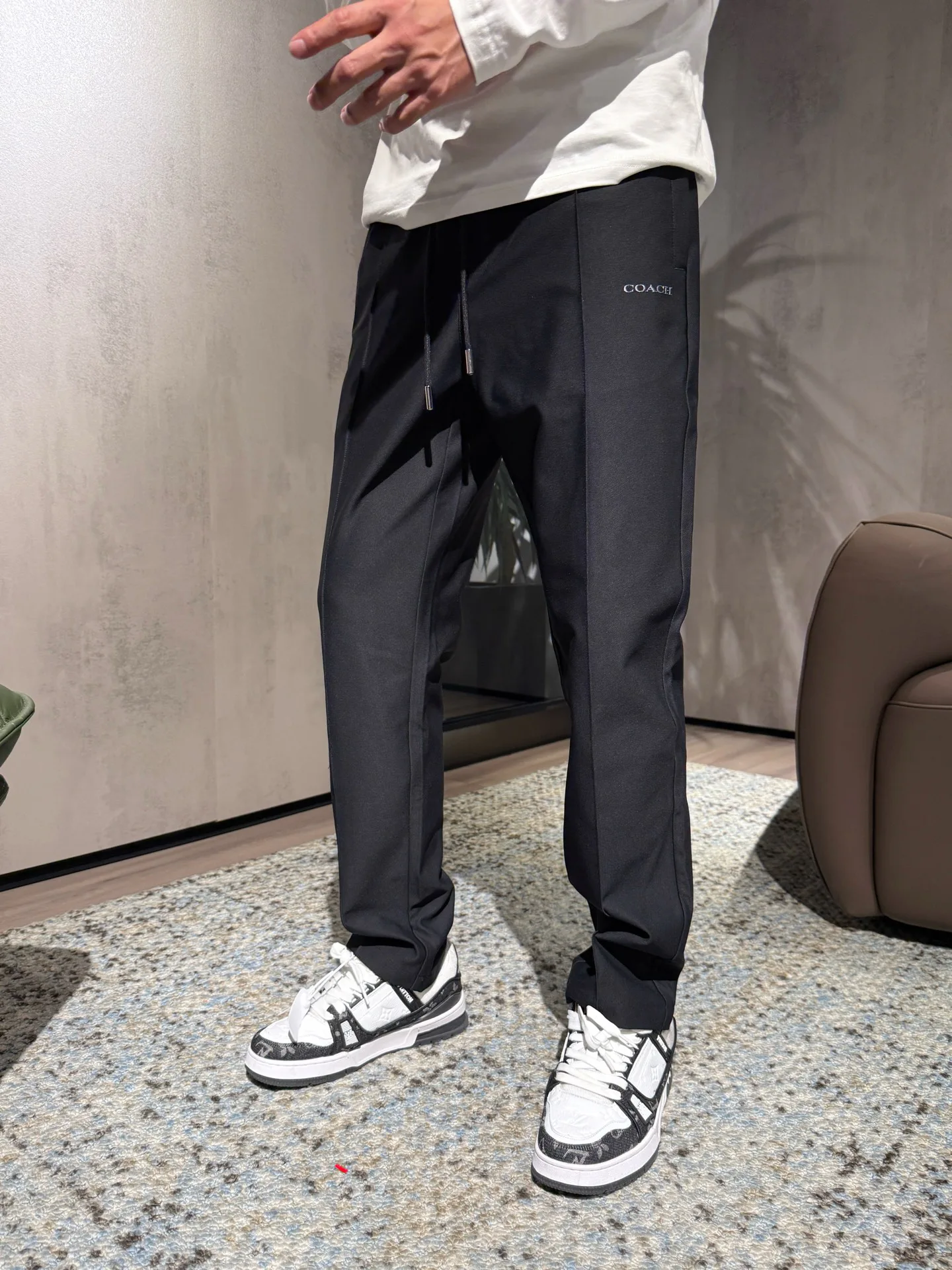 Men's Trousers COACH 18097697