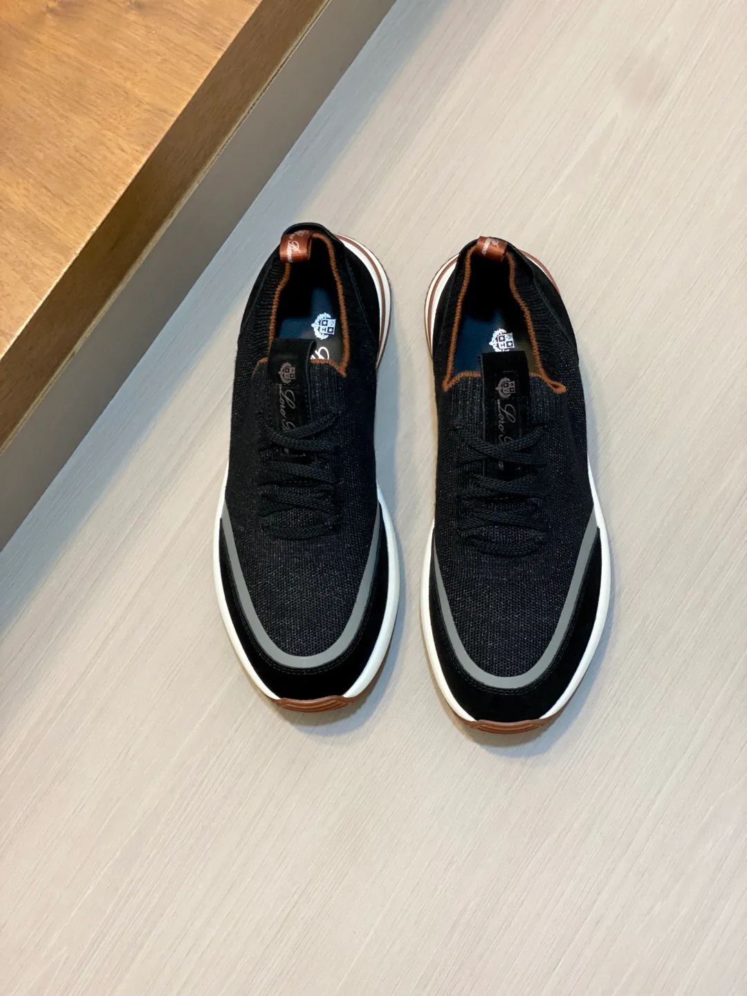 Men's Sneakers LORO PIANA 18100251