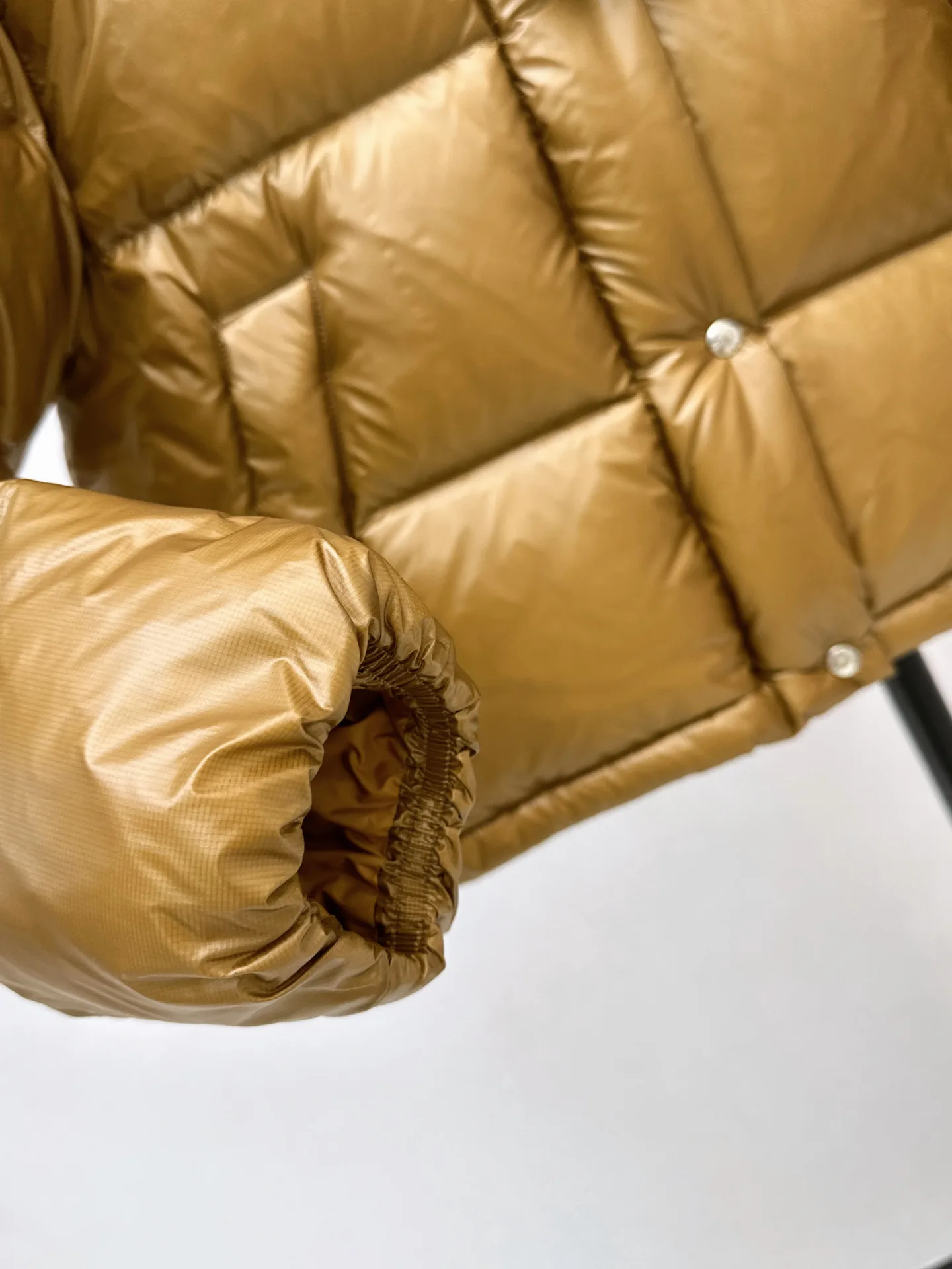Куртки И Пуховики Женские Moncler 18657331