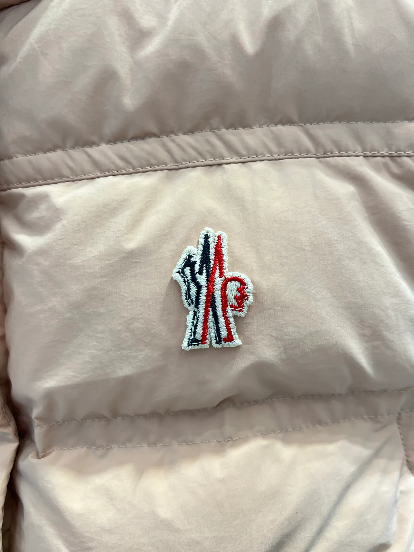 Women's Vests MONCLER 18346160