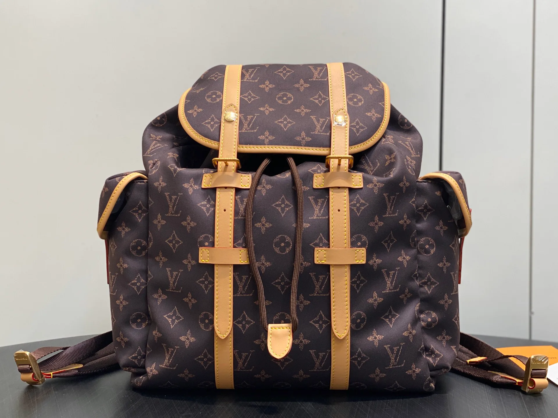 Women's Backpacks LOUIS VUITTON 18240340