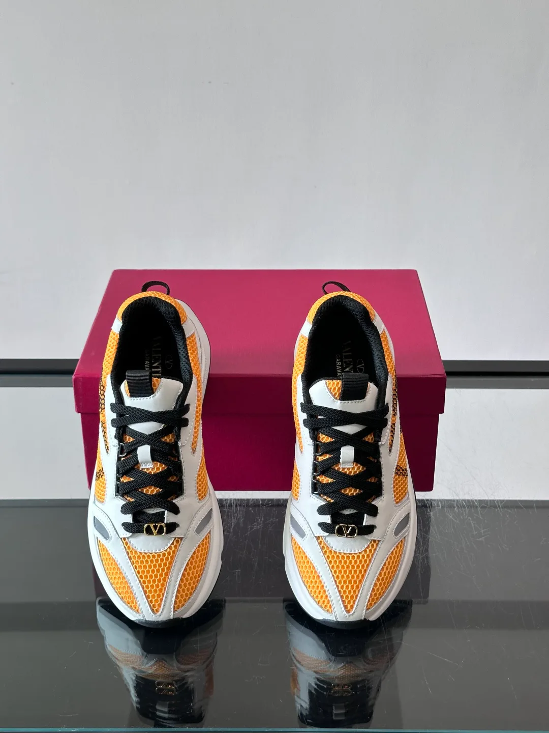 Men's Sneakers VALENTINO 17224120