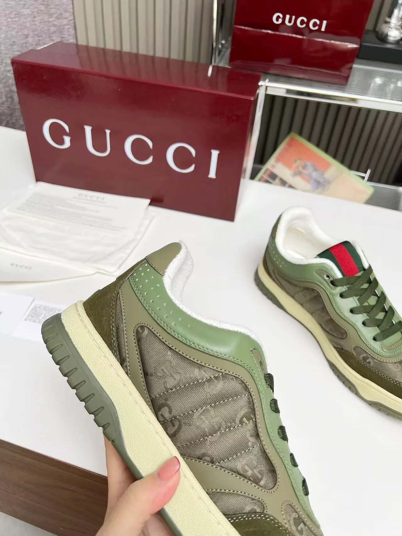 Men's Sneakers GUCCI 17620383