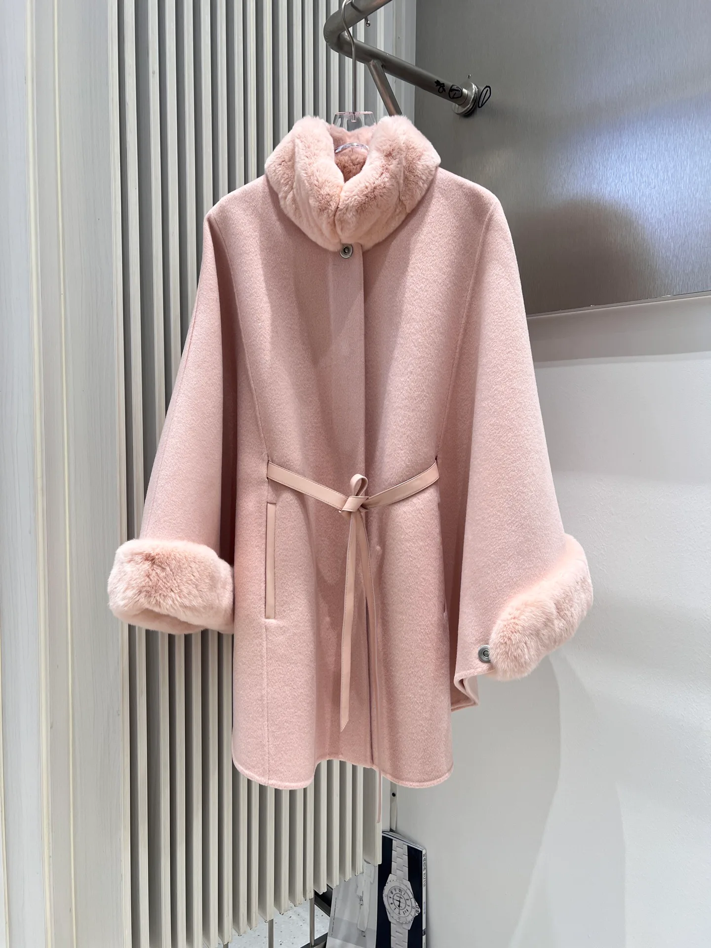 Women's Coats LORO PIANA 18513162