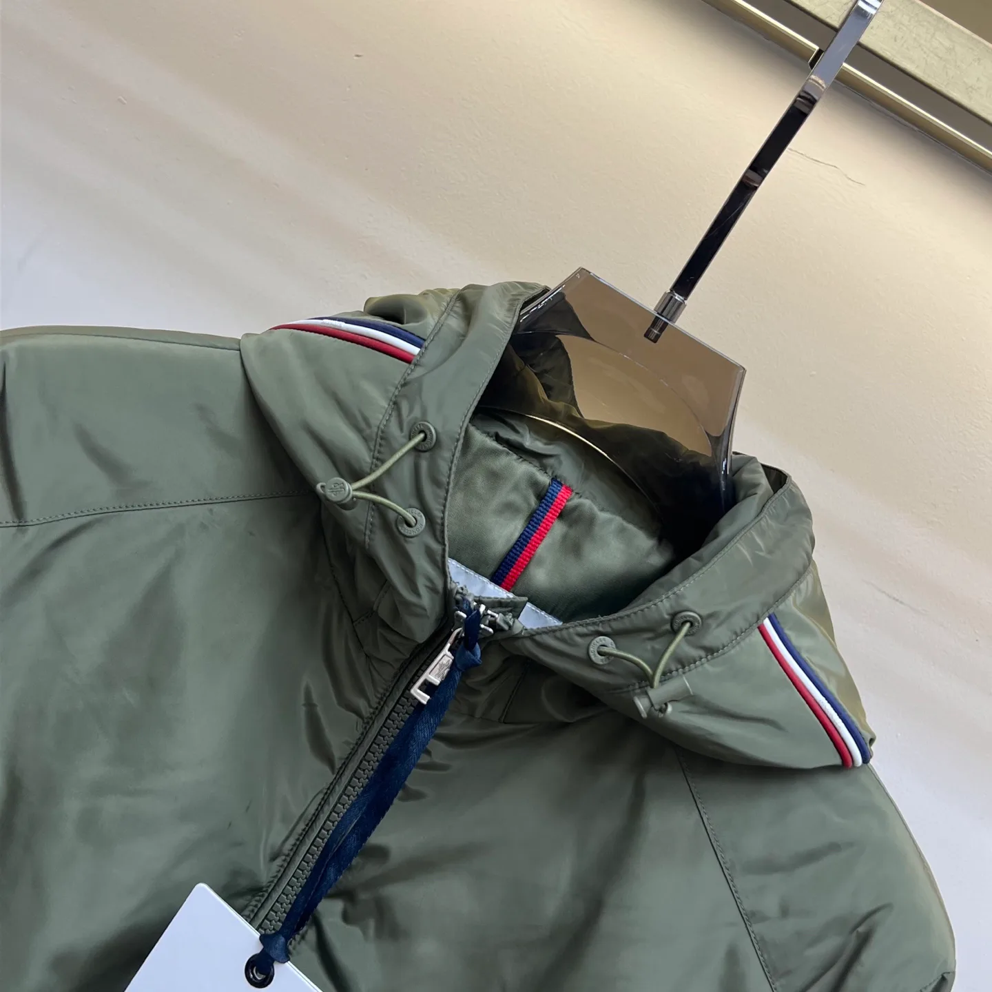 Women's Jackets And Down Jackets MONCLER 17340733