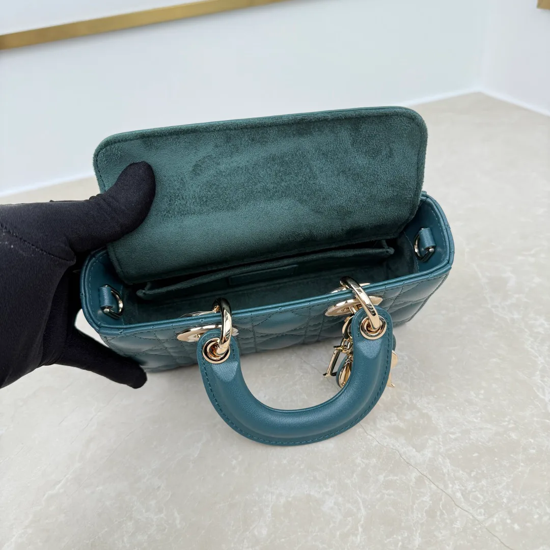 Women's Classic Handbags CHRISTIAN DIOR 18242050