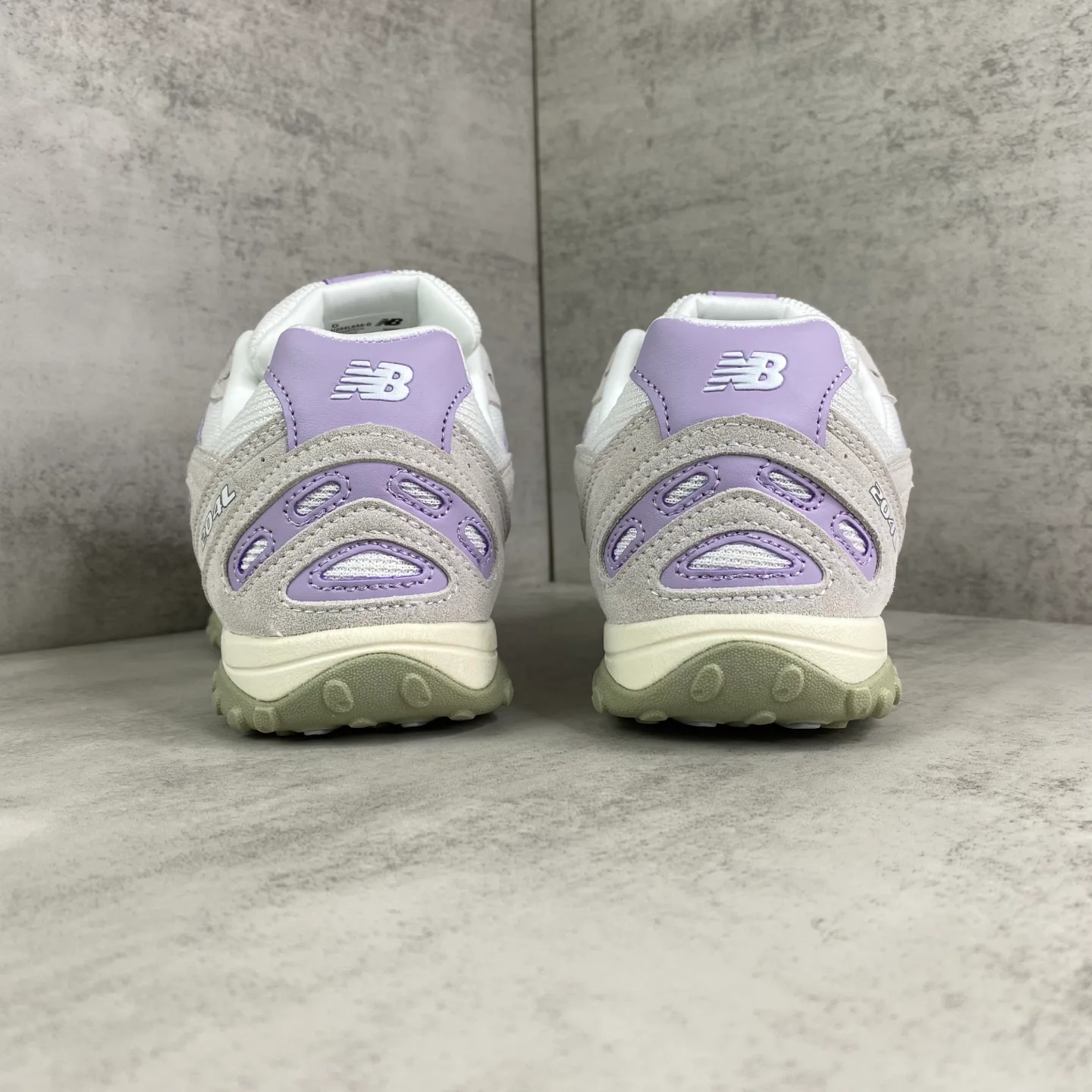 Women's Sneakers NEW BALANCE 17963598