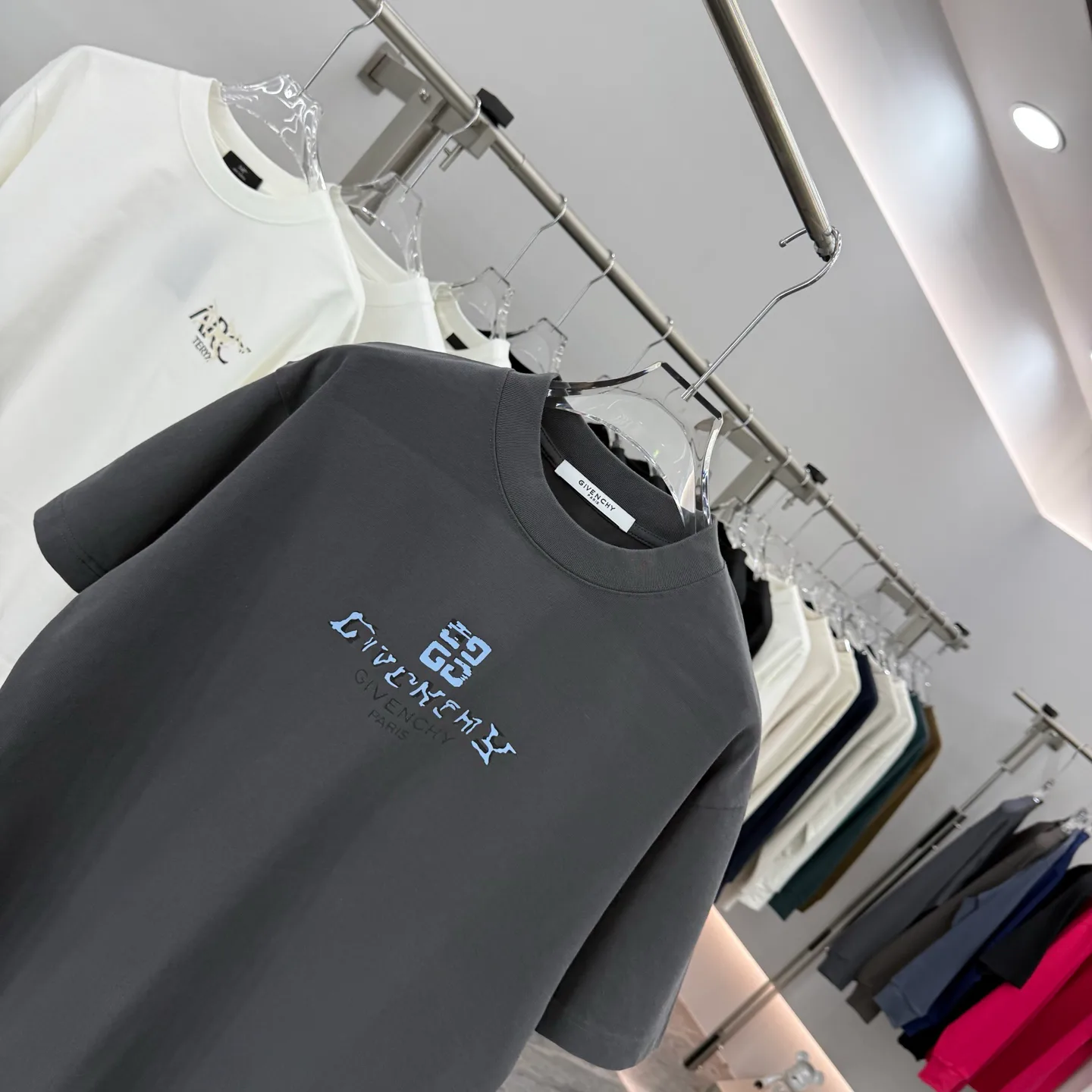 Men's T-Shirts GIVENCHY 17974726