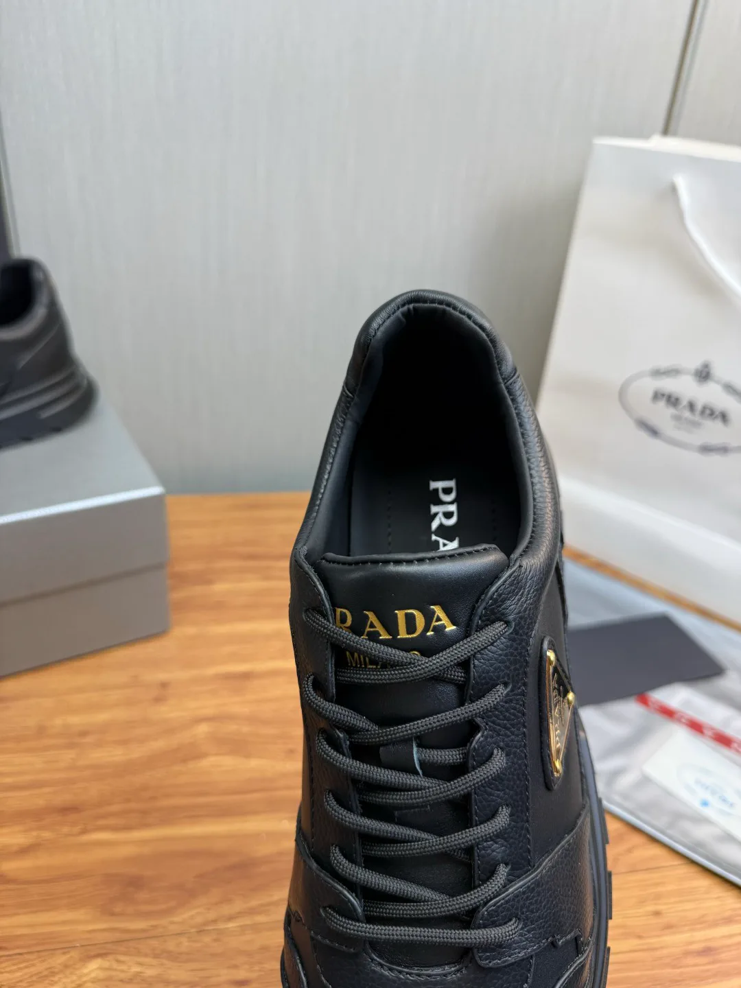Men's Sneakers PRADA 18039813