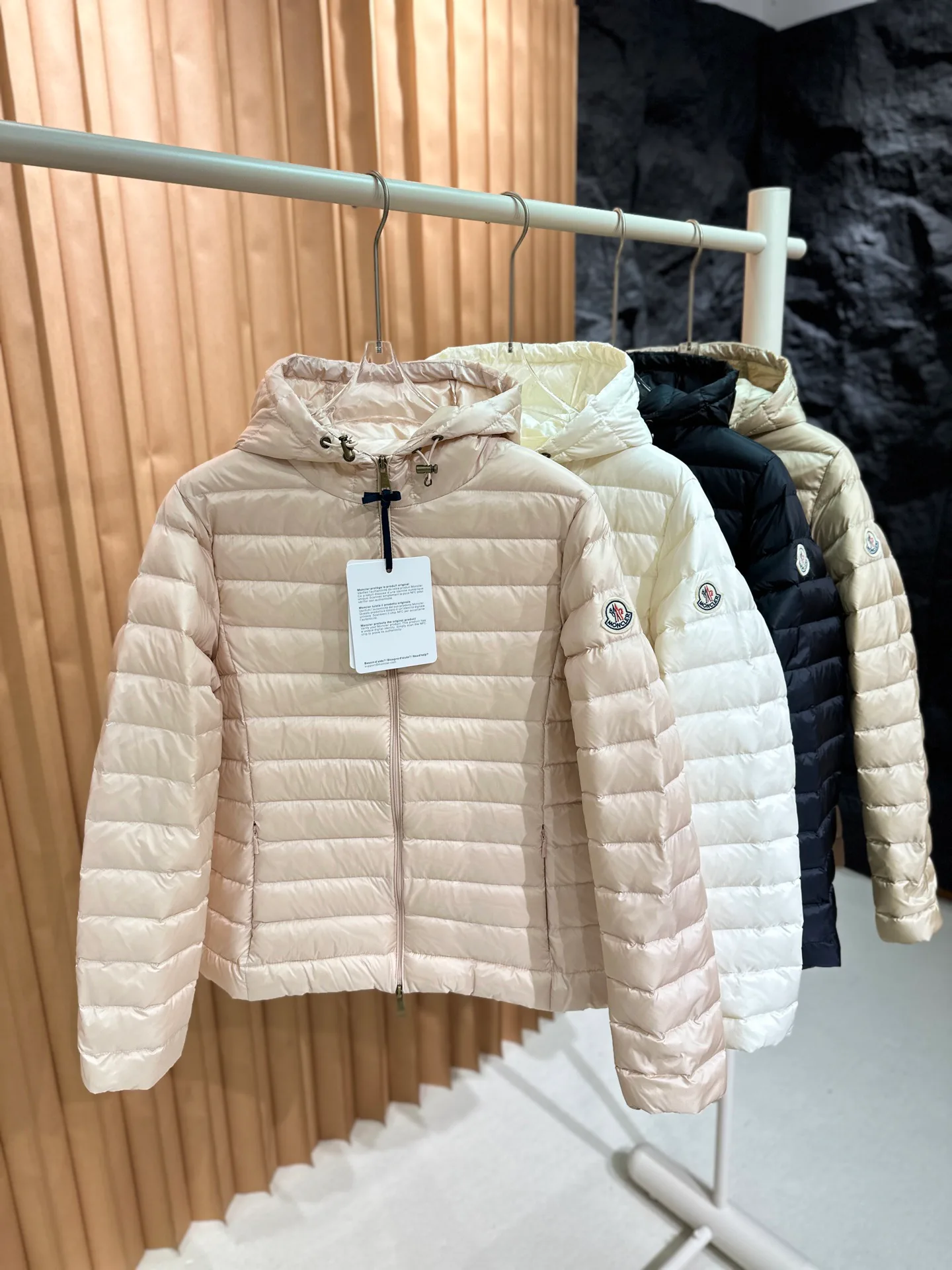Men's Jackets And Down Jackets MONCLER 18029379