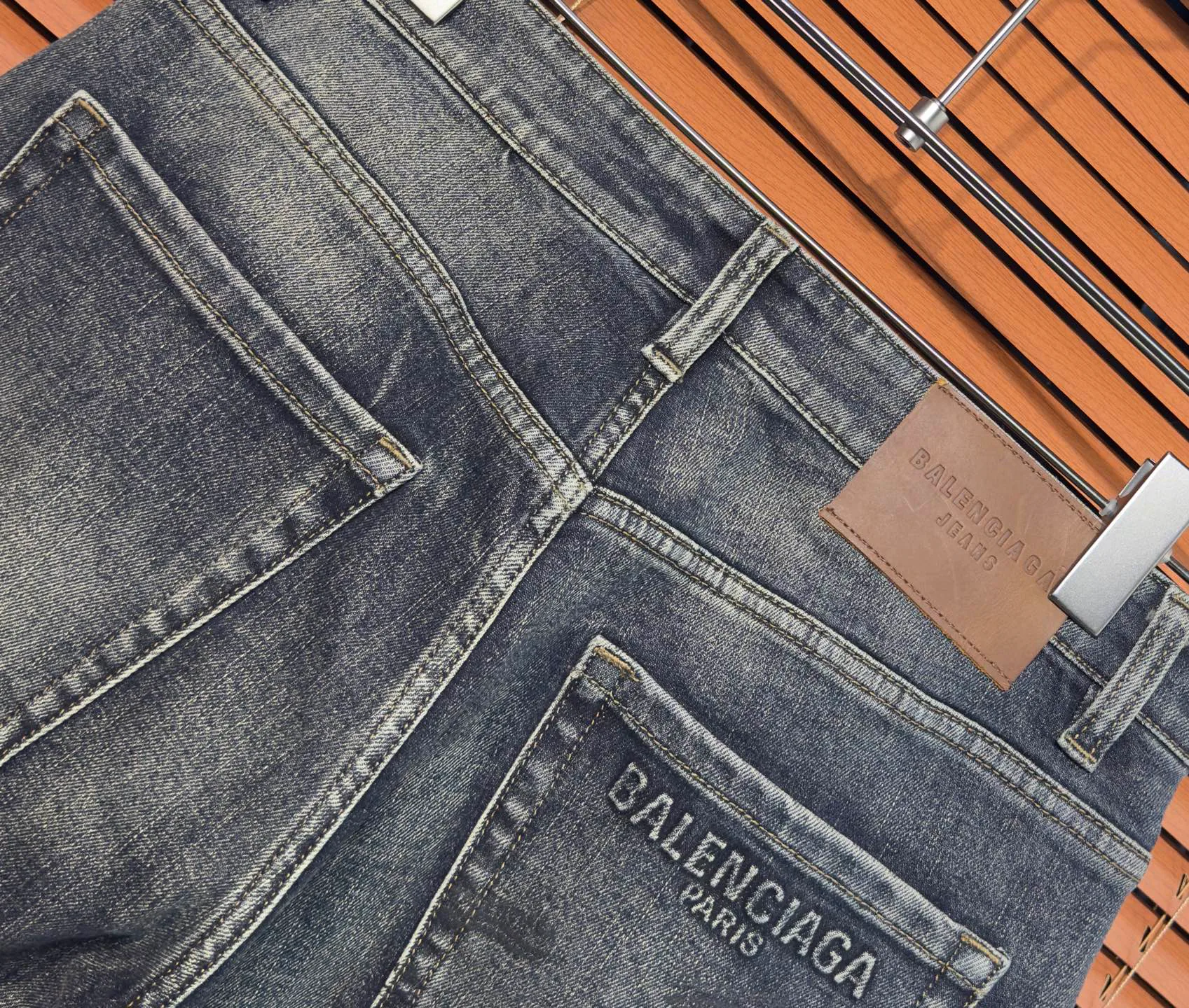 Men's Jeans BALENCIAGA 18098306