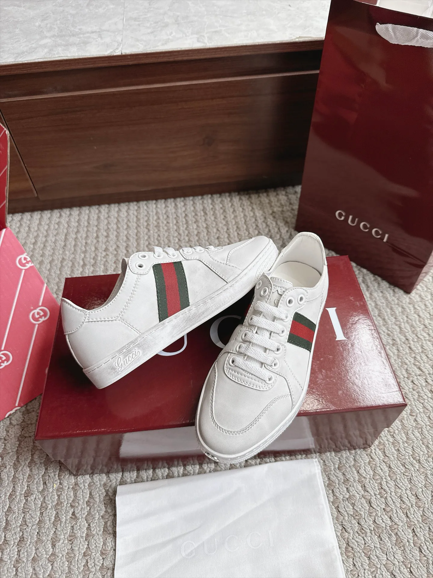 Men's Sneakers GUCCI 17866809