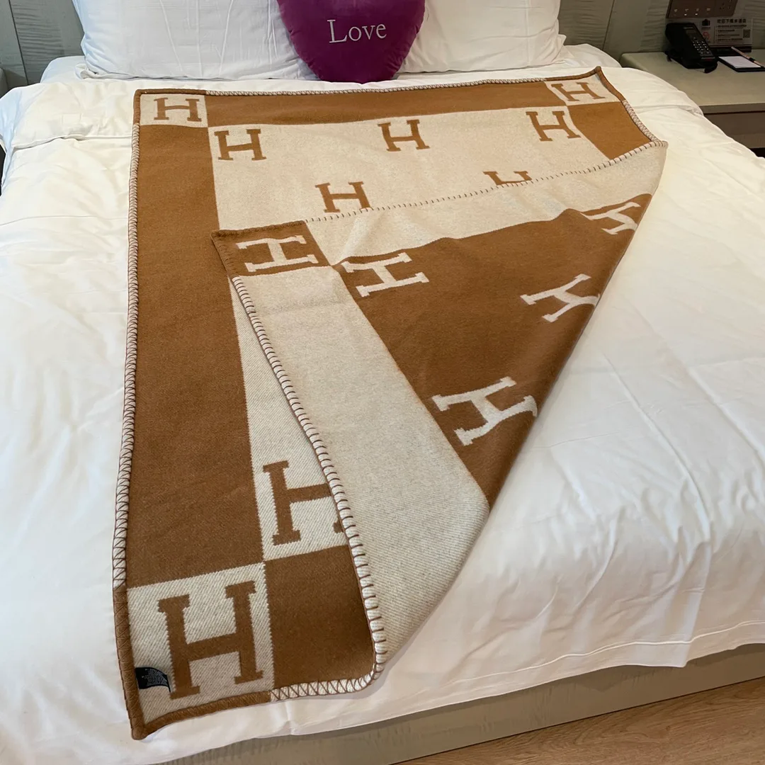 Textiles HERMES 18507310