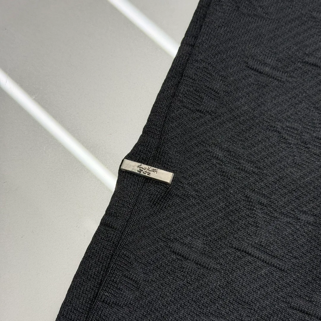 Men's Trousers LOUIS VUITTON 18431270