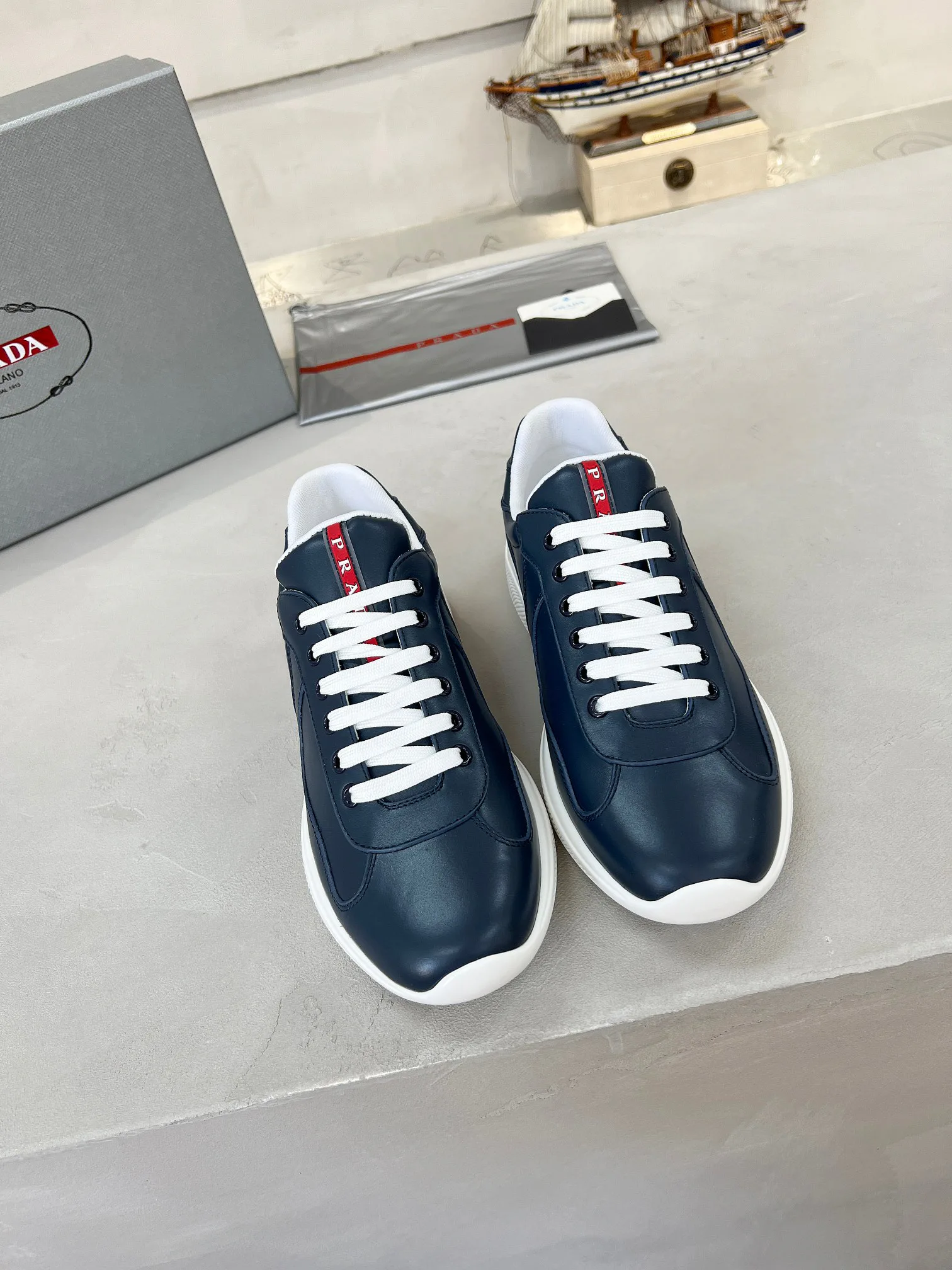 Men's Sneakers PRADA 17704051
