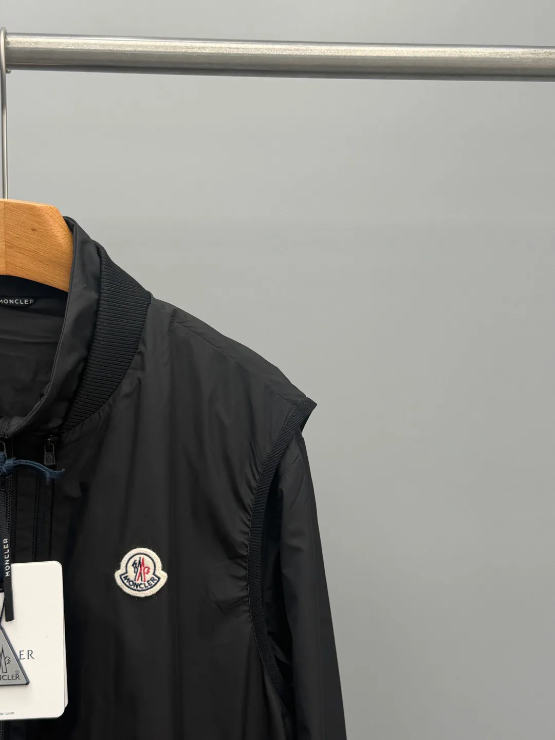 Men's Jackets And Down Jackets MONCLER 17476228