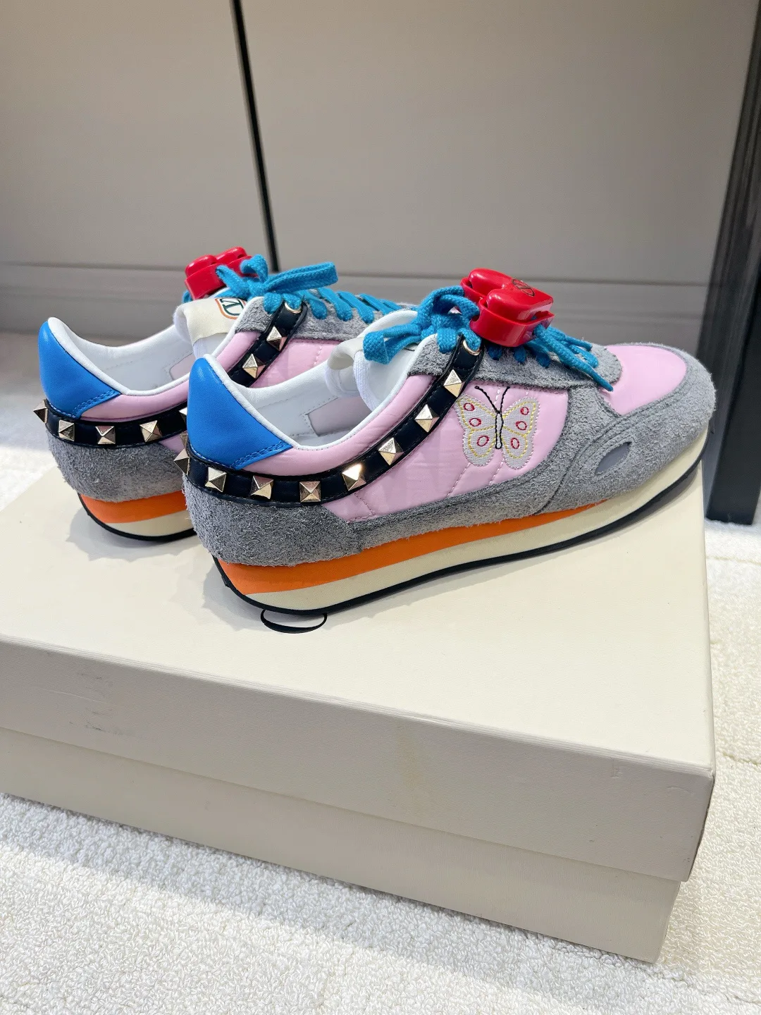 Women's Sneakers VALENTINO 18436565