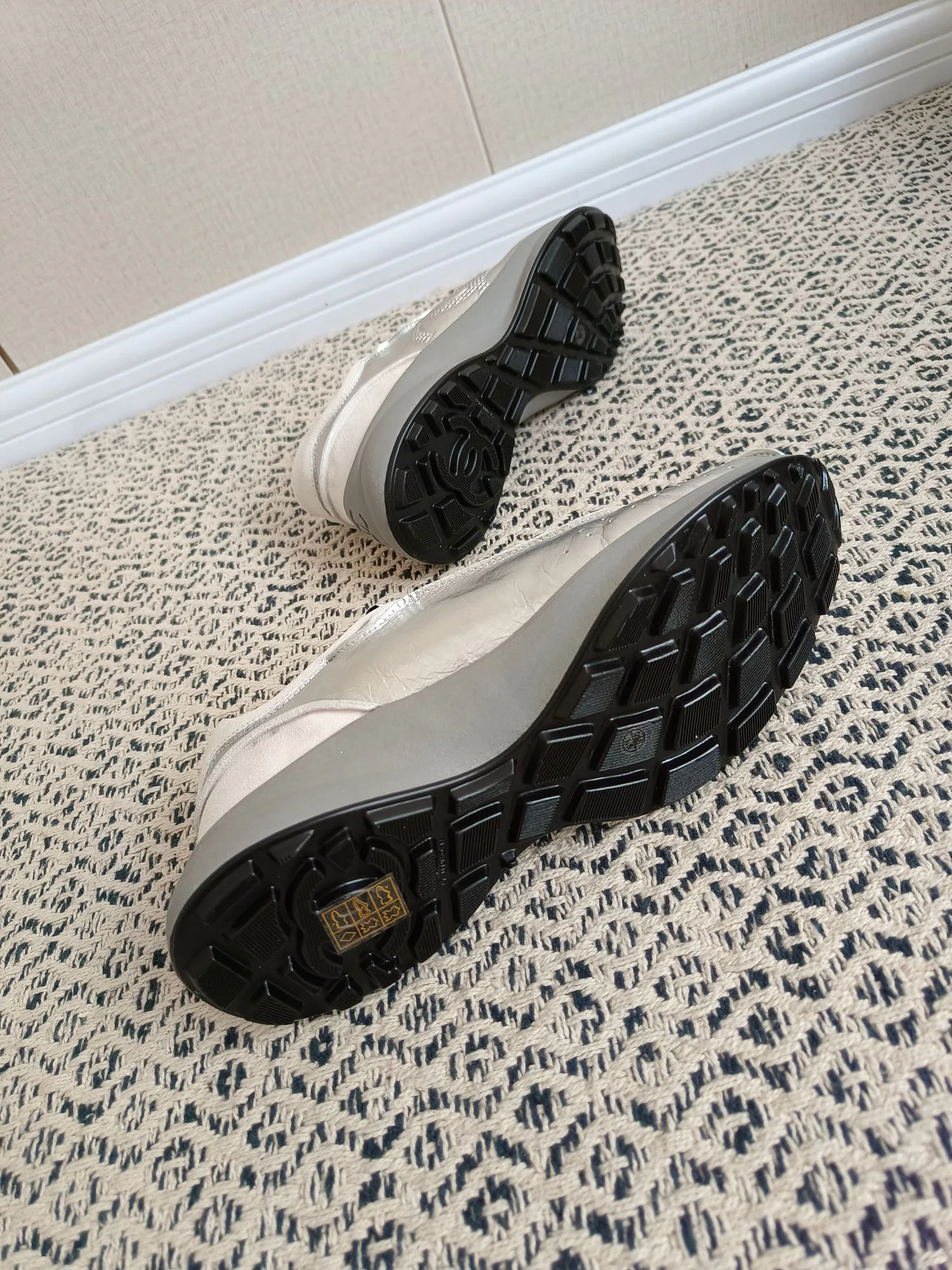 Women's Sneakers CHANEL 18475380